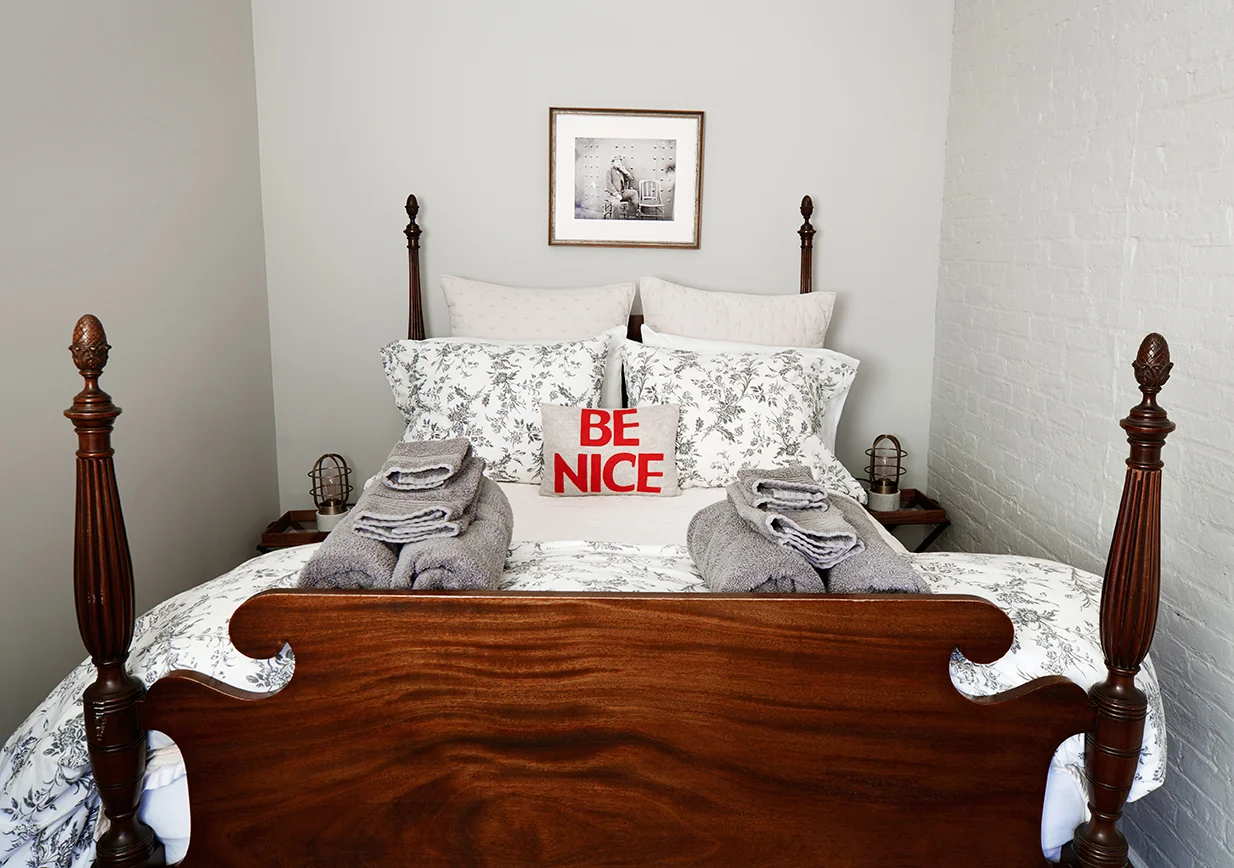 Pennington_052_Full-Res copy.jpg