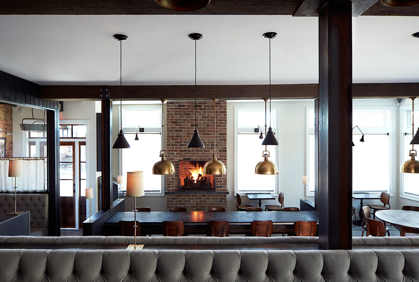 Restaurant_01_Full-Res copy.jpg