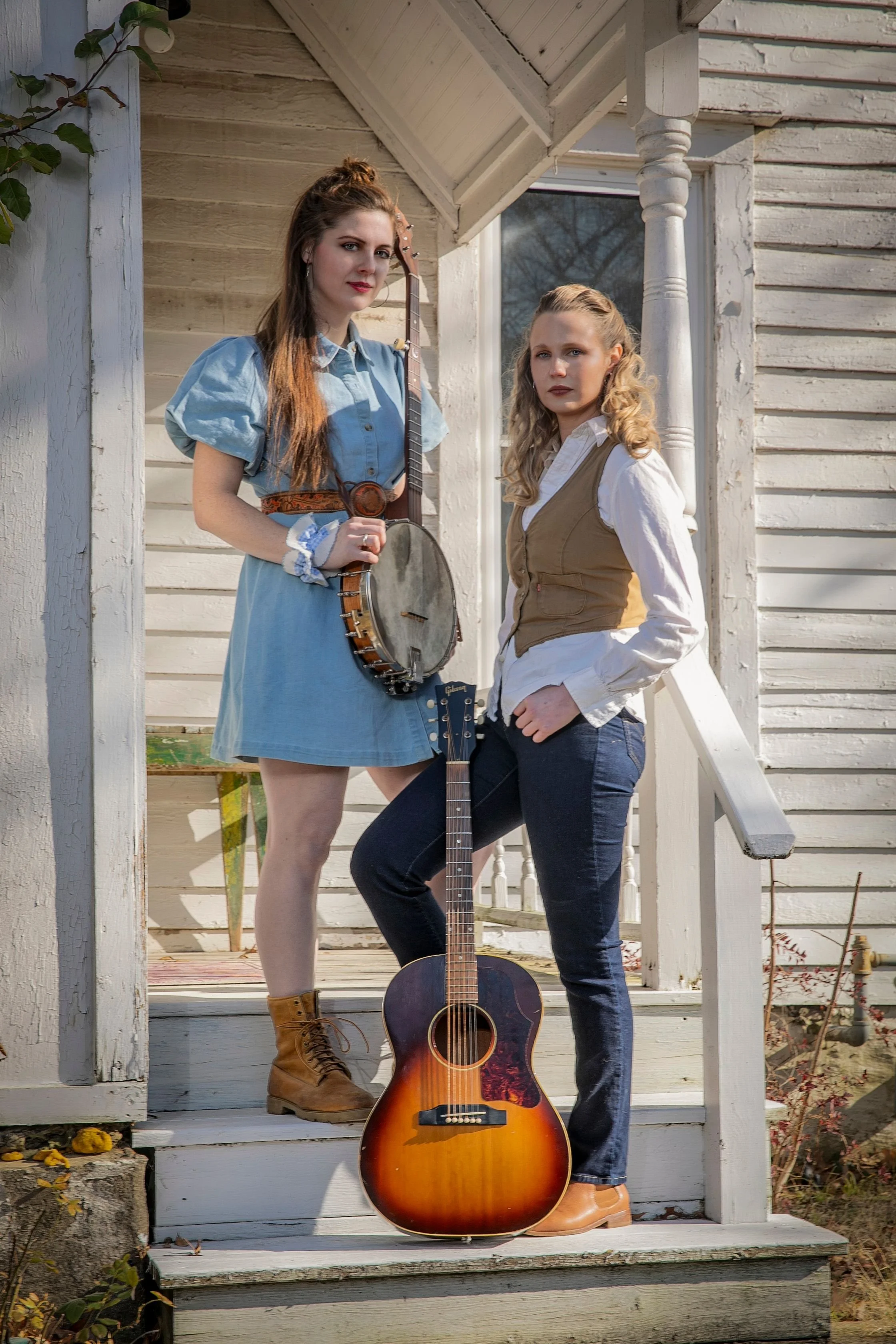 Weston, MO  |  Weston Roots Music Festival (Of A Feather)