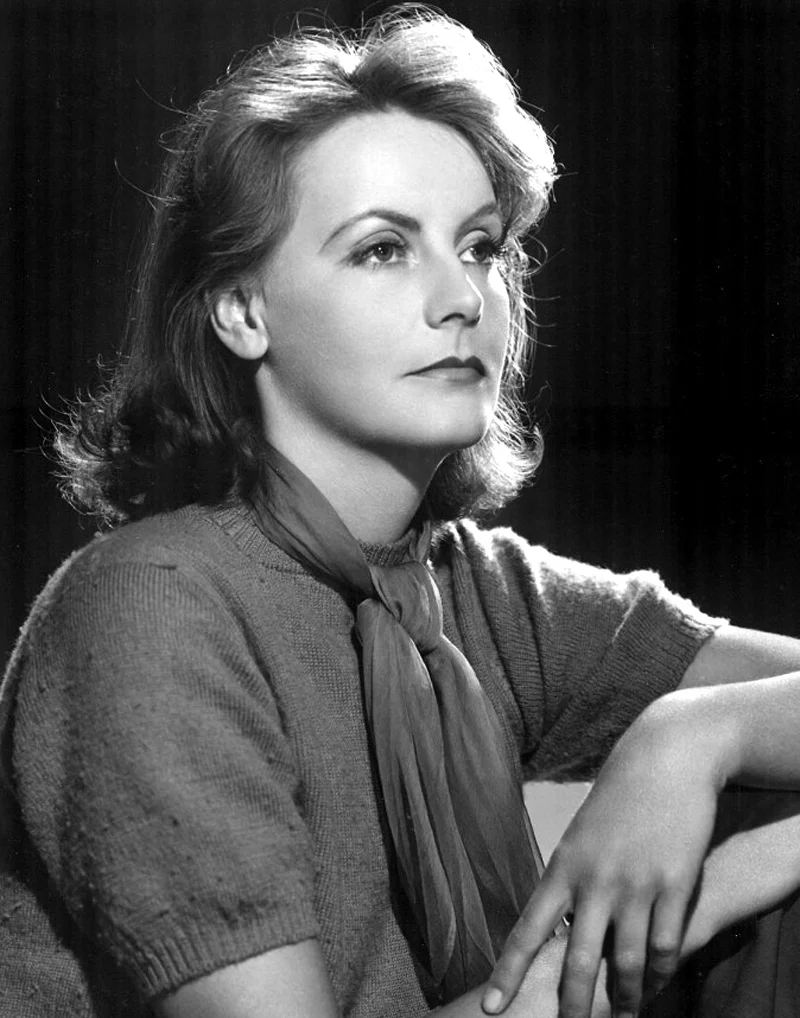 Garbo in a publicity still for Ninotchka (1939)