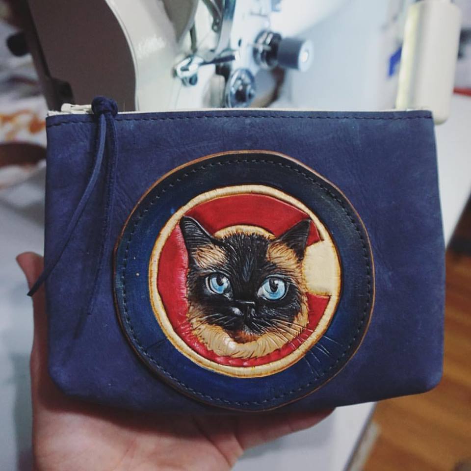 Custom Cat and Cubs Fan Pouch