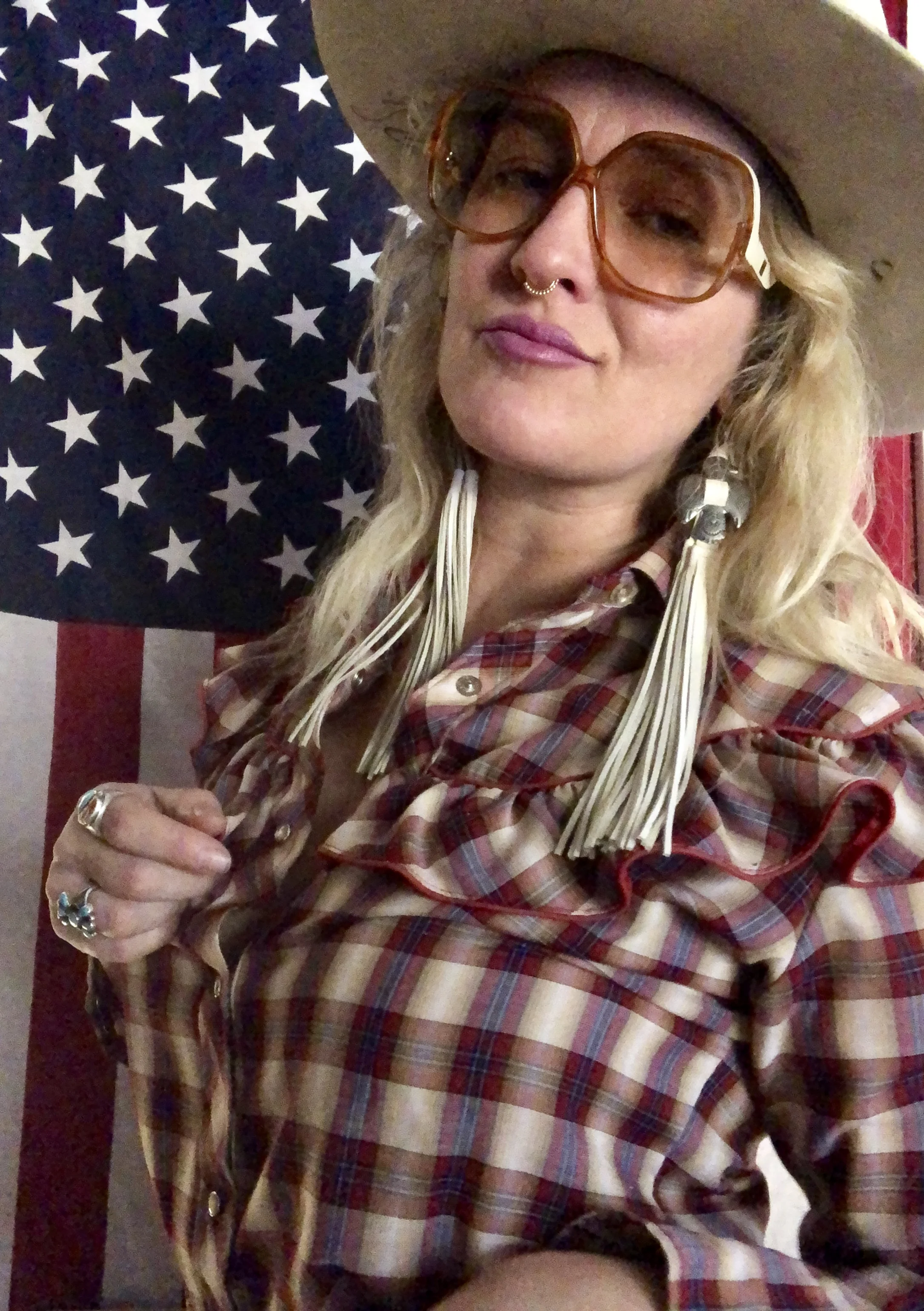 512AF4EB-D542-4E7F-99E1-F363F081C524