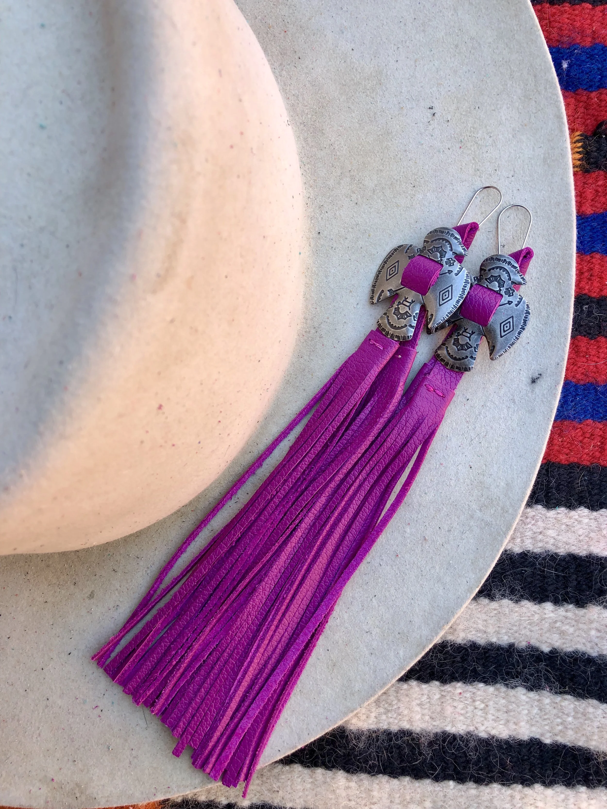 CAD5C15F-7332-48DC-9337-510E640A1182