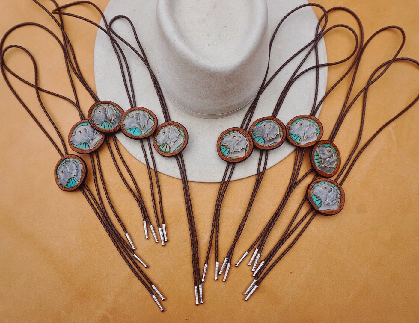 28EFA325-6865-4358-A0A7-65AD6CC3BD05