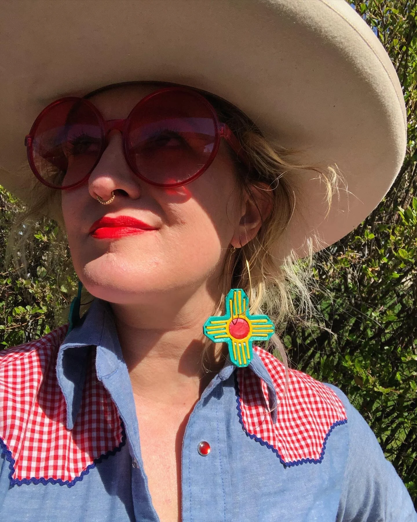 10076B09-902B-47FD-95DD-4D3340F19C0A