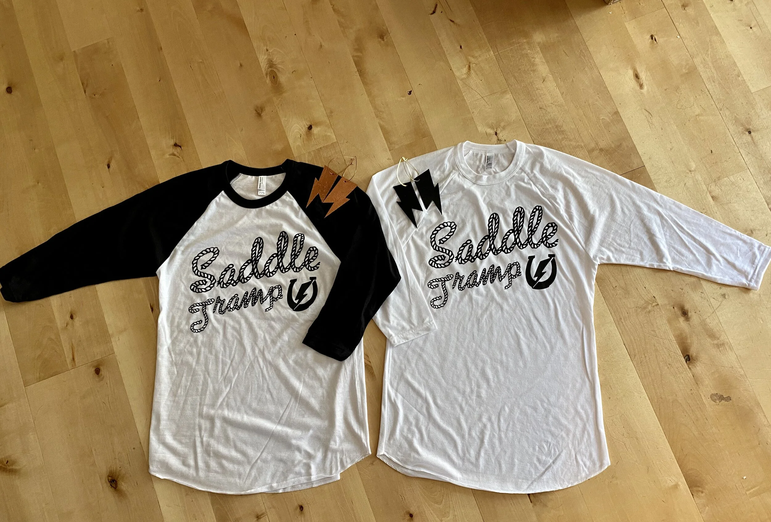 EB2DC8BC-DA02-48E6-B1E3-3089788D71F2