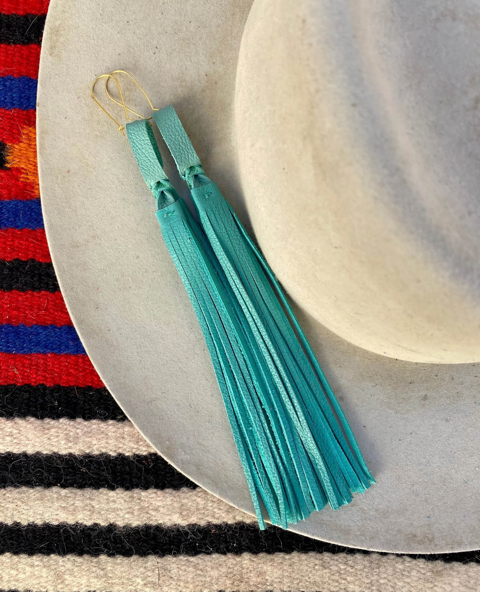 EA95DBF5-1F38-461B-A635-BE8F3A265DE7