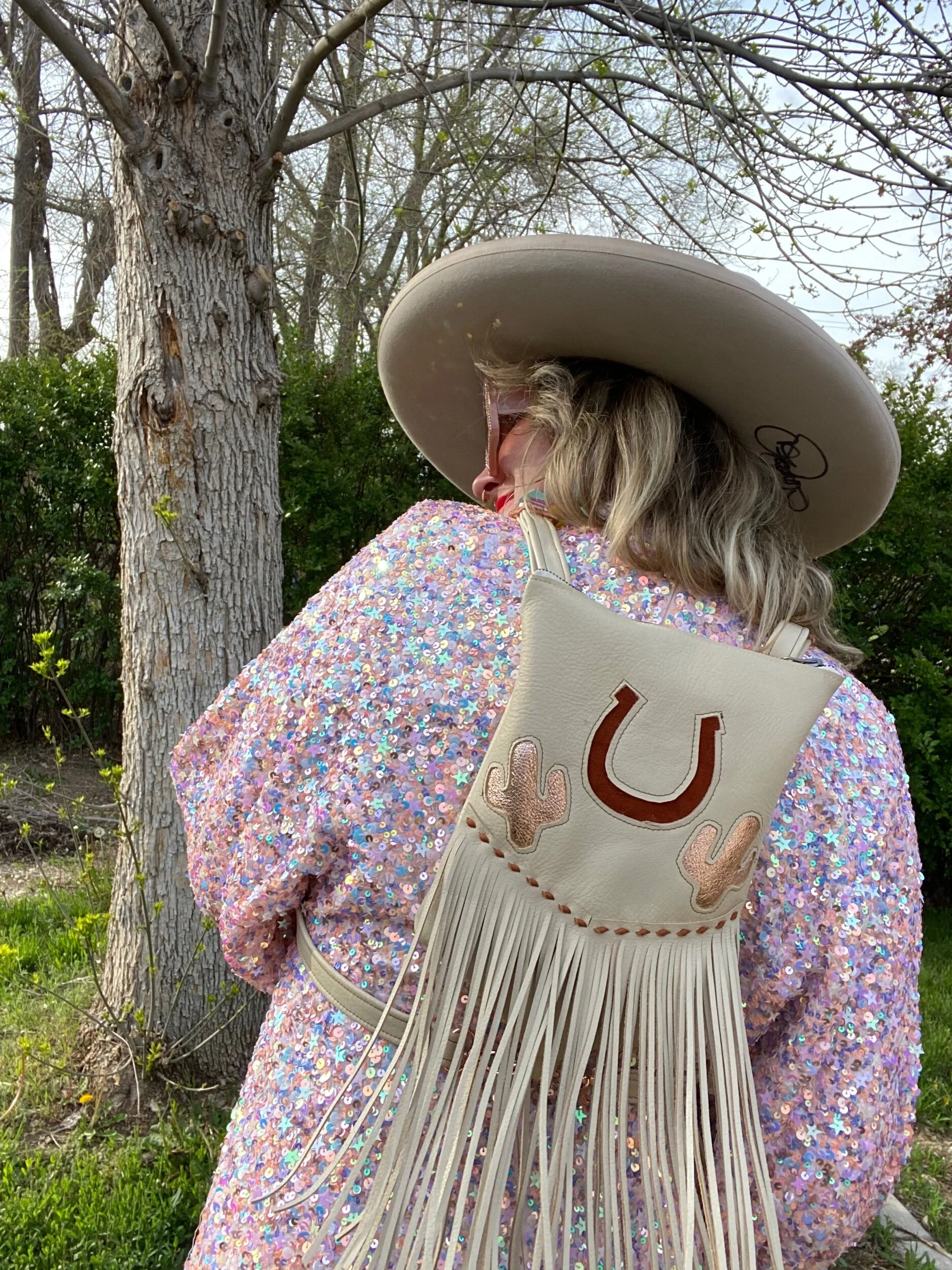 255E6131-1568-403A-9324-D910F055C624