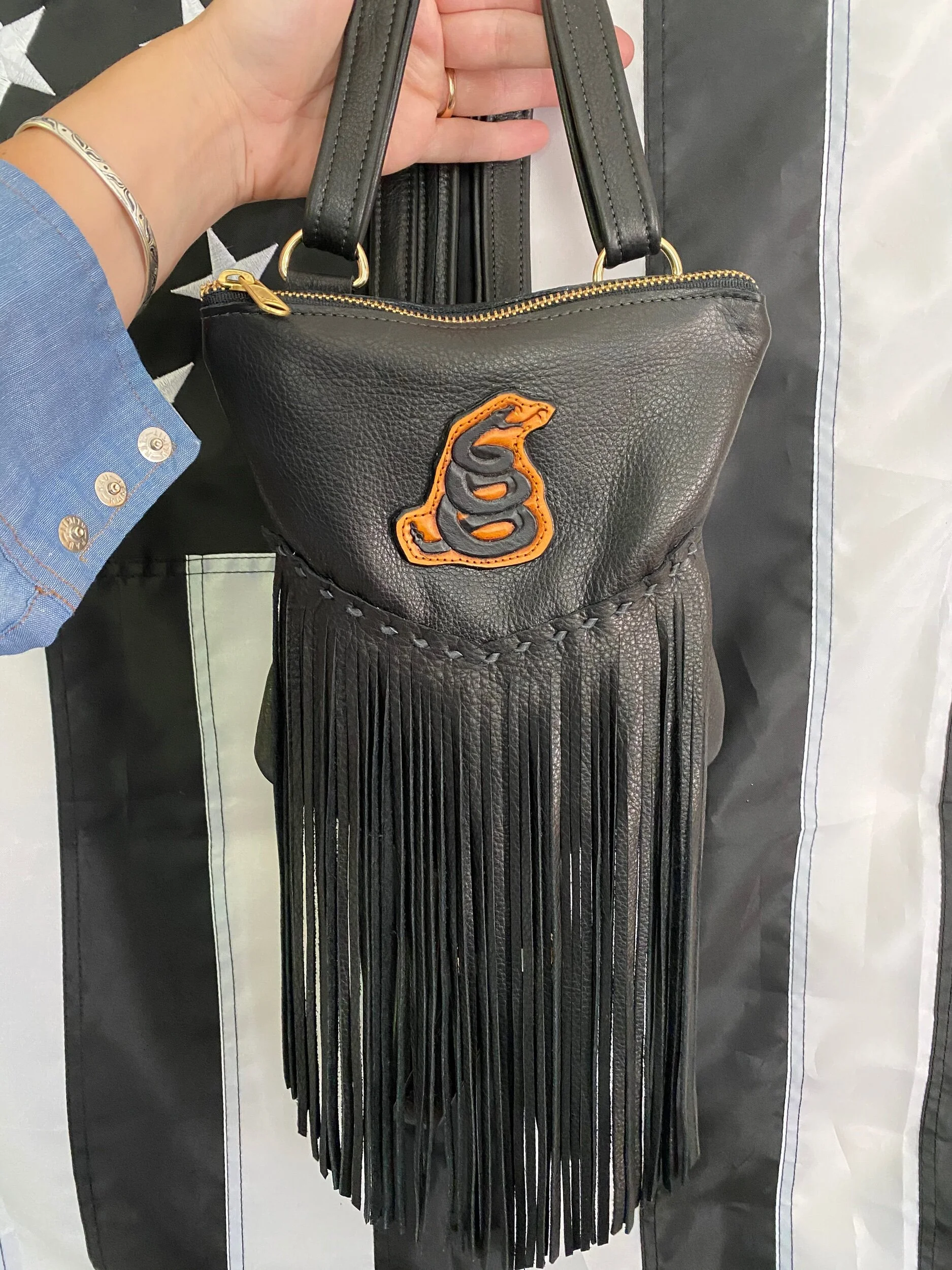 E78592B7-12C3-4008-834E-CAE28CBB12CB