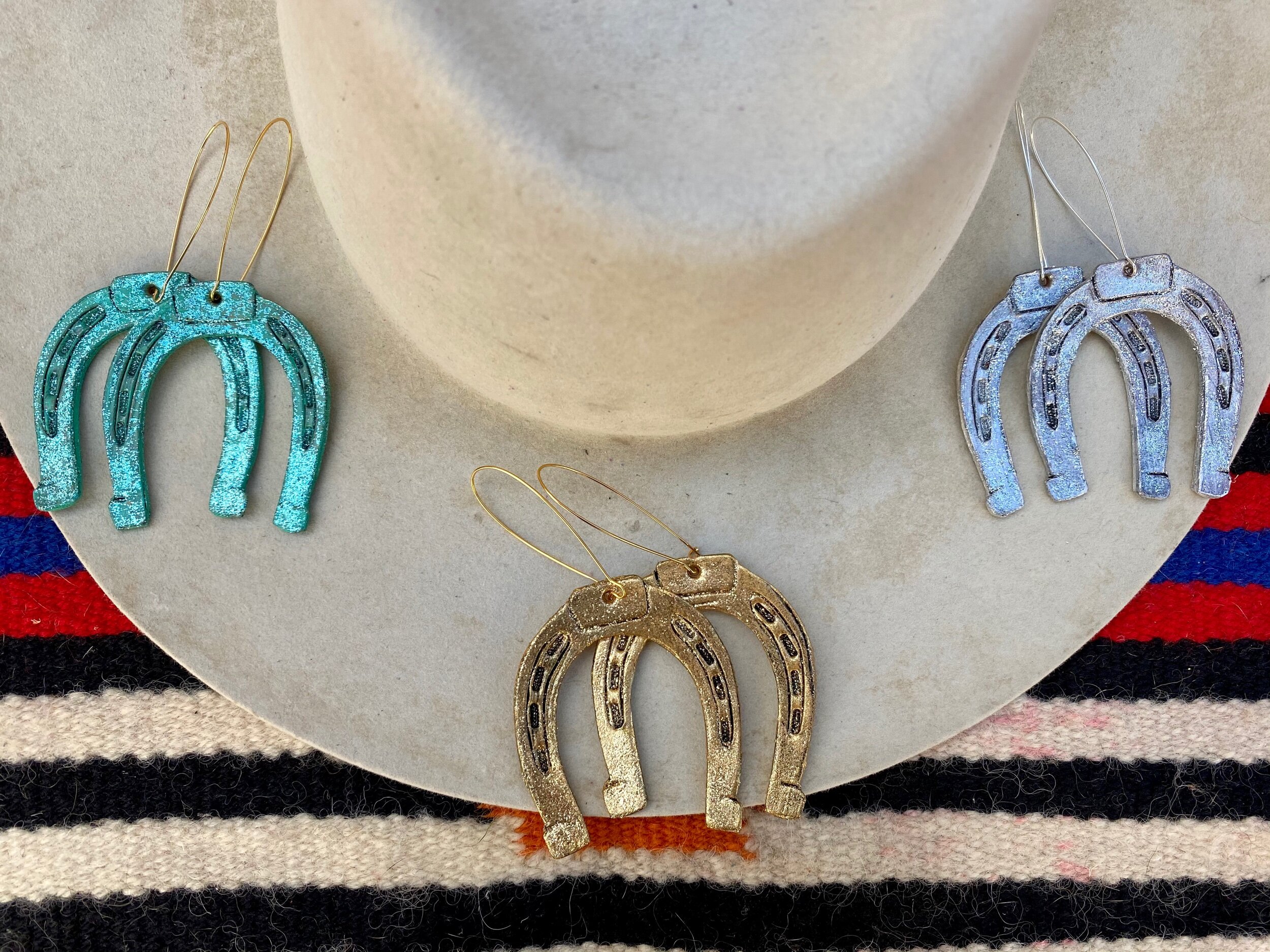 C03872C4-E67F-4471-B559-A84CA2BF2616