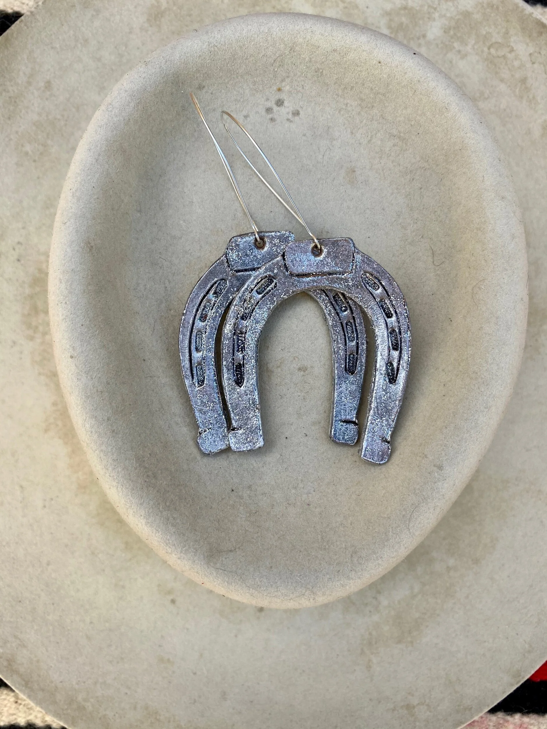 E1F8BFA0-5A04-48F5-8840-DCE25324C23F