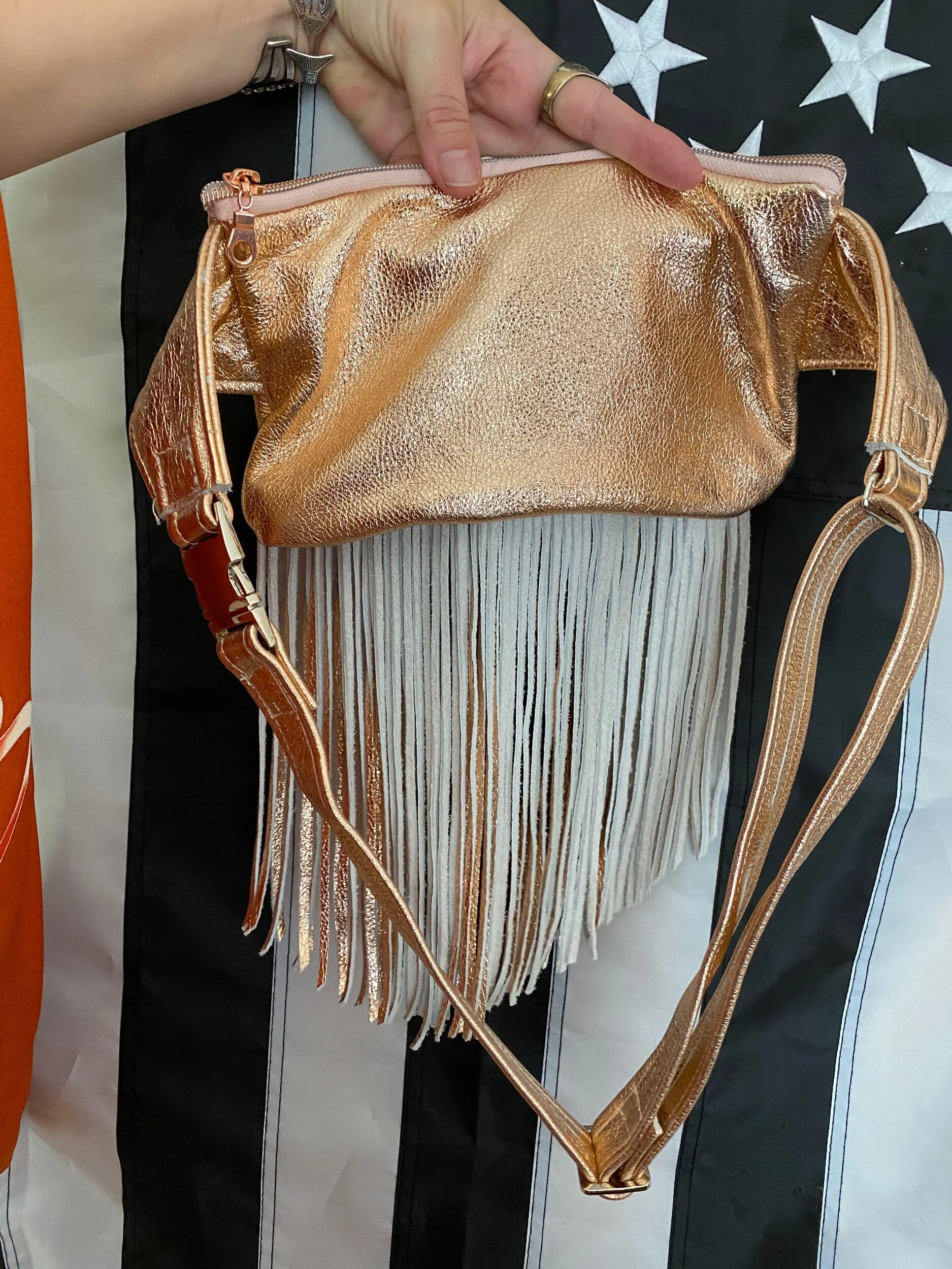 7DCB34AE-CFB0-47B5-A055-5CAF10A560B2