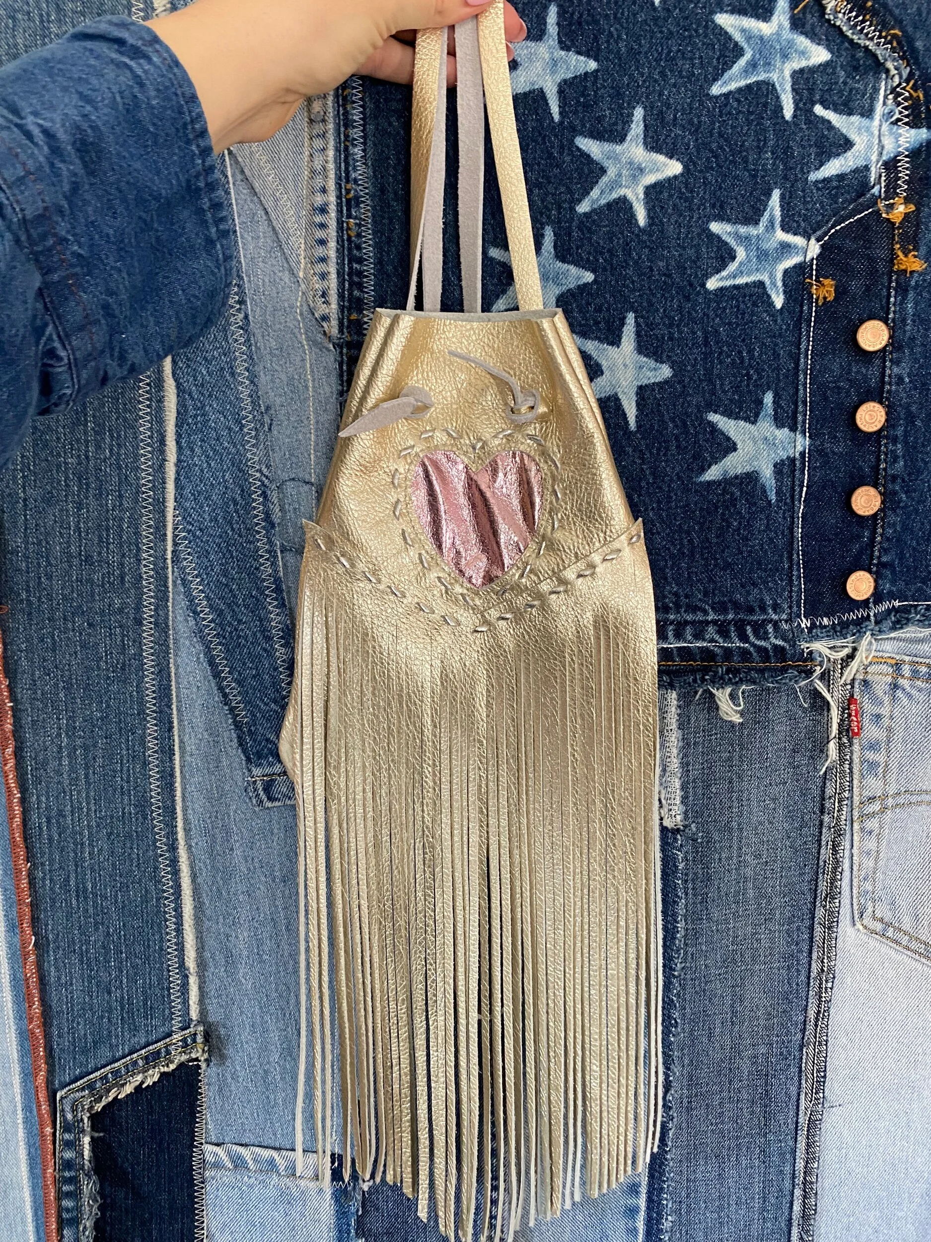 3BB81772-7D60-48BD-AACA-0E4F38439192