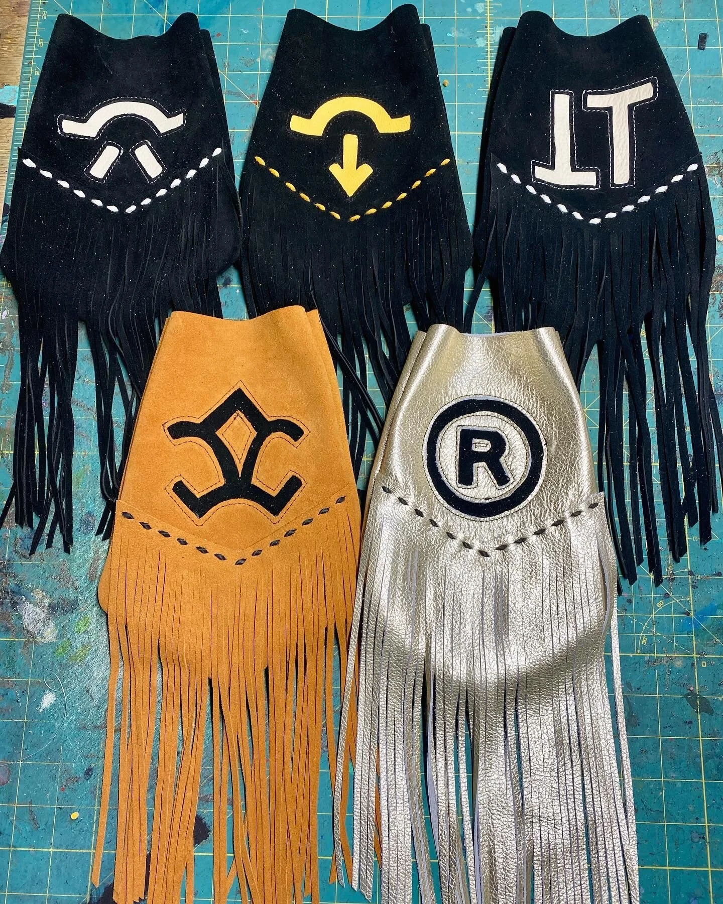 385E2922-D31F-4669-B798-00A5DBBD496B