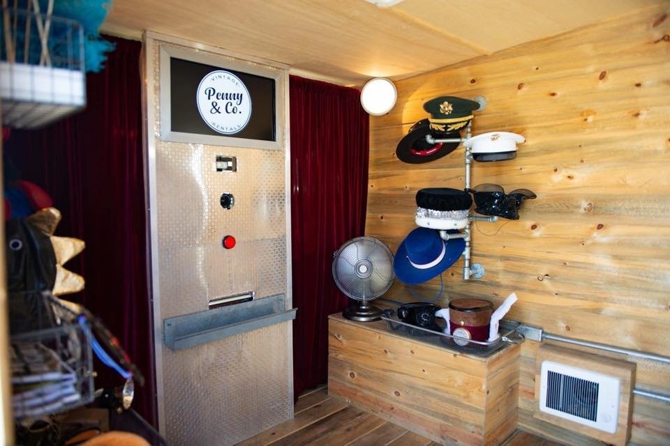 Vintage Trailer Photo Booth - Sacramento - Napa - Sonoma - Truckee - Grass Valley - Nevada City  - Jackson 