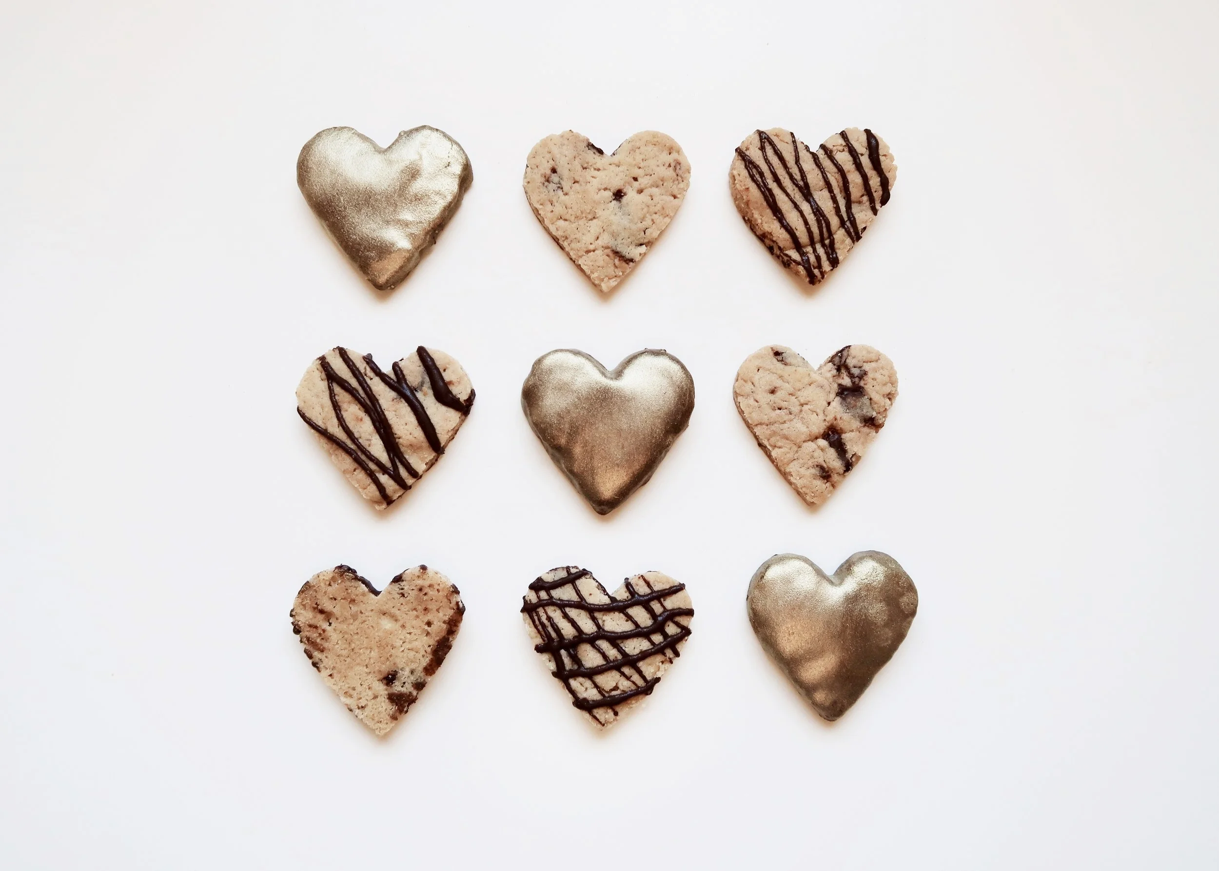 DIY // GOLD HEART CHOCOLATE COOKIES