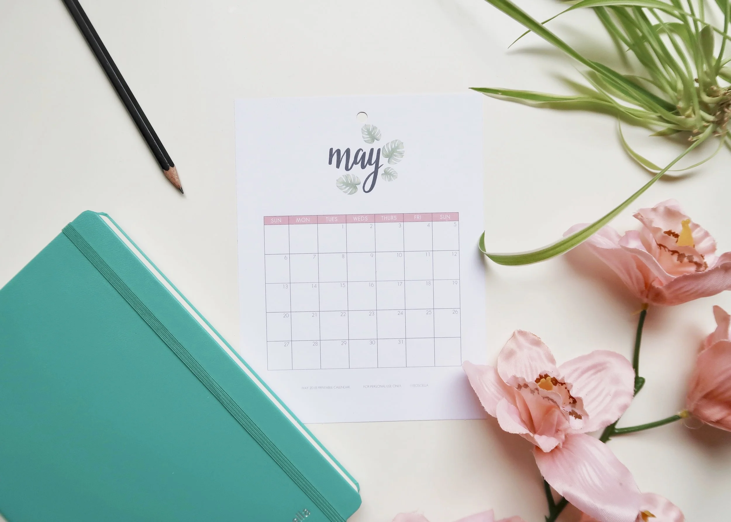 ART // PRINTABLE MAY 2018 CALENDAR