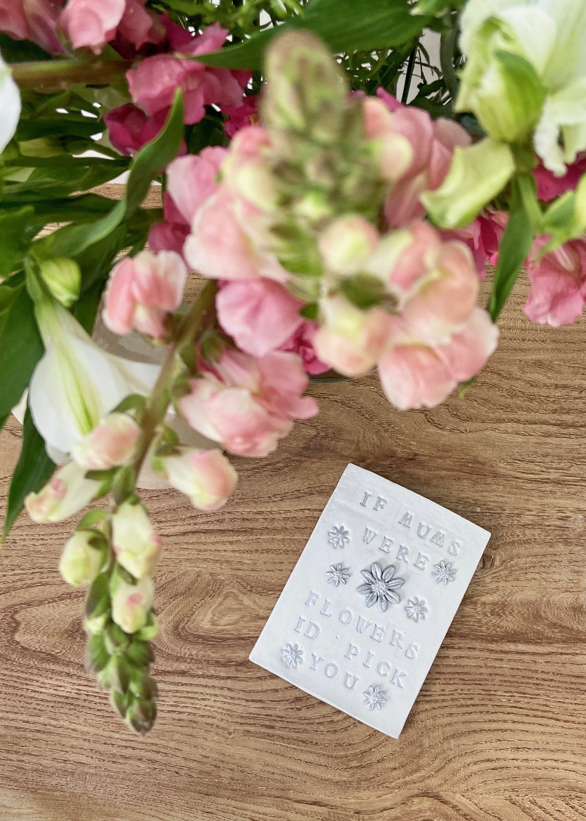 DIY Mother's Day Flower Plaque