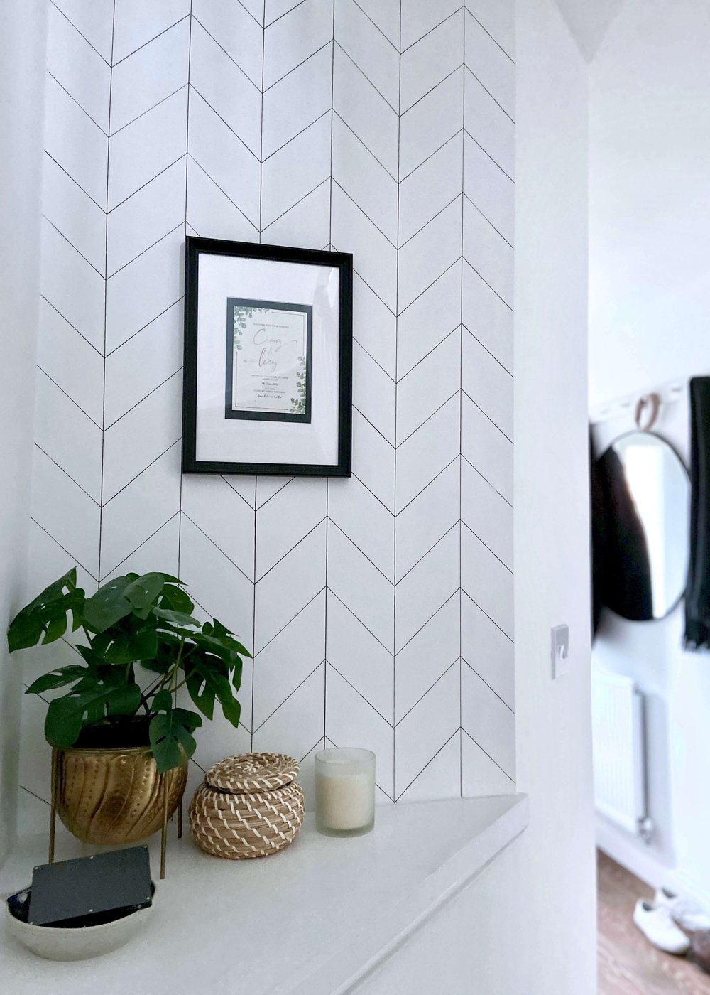 Hand-Drawn Geometric Wall — ISOSCELLA