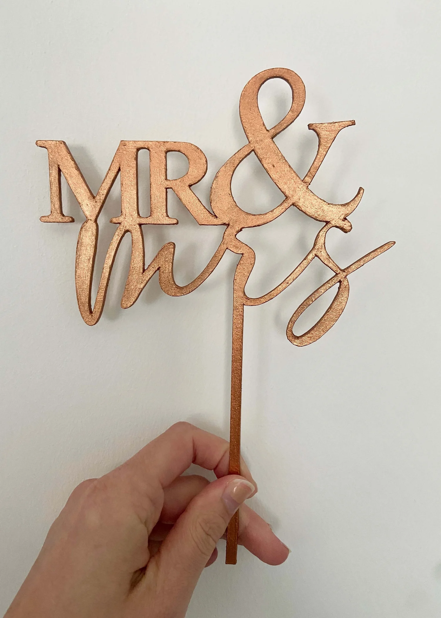 DIY Wood Cake Topper — ISOSCELLA