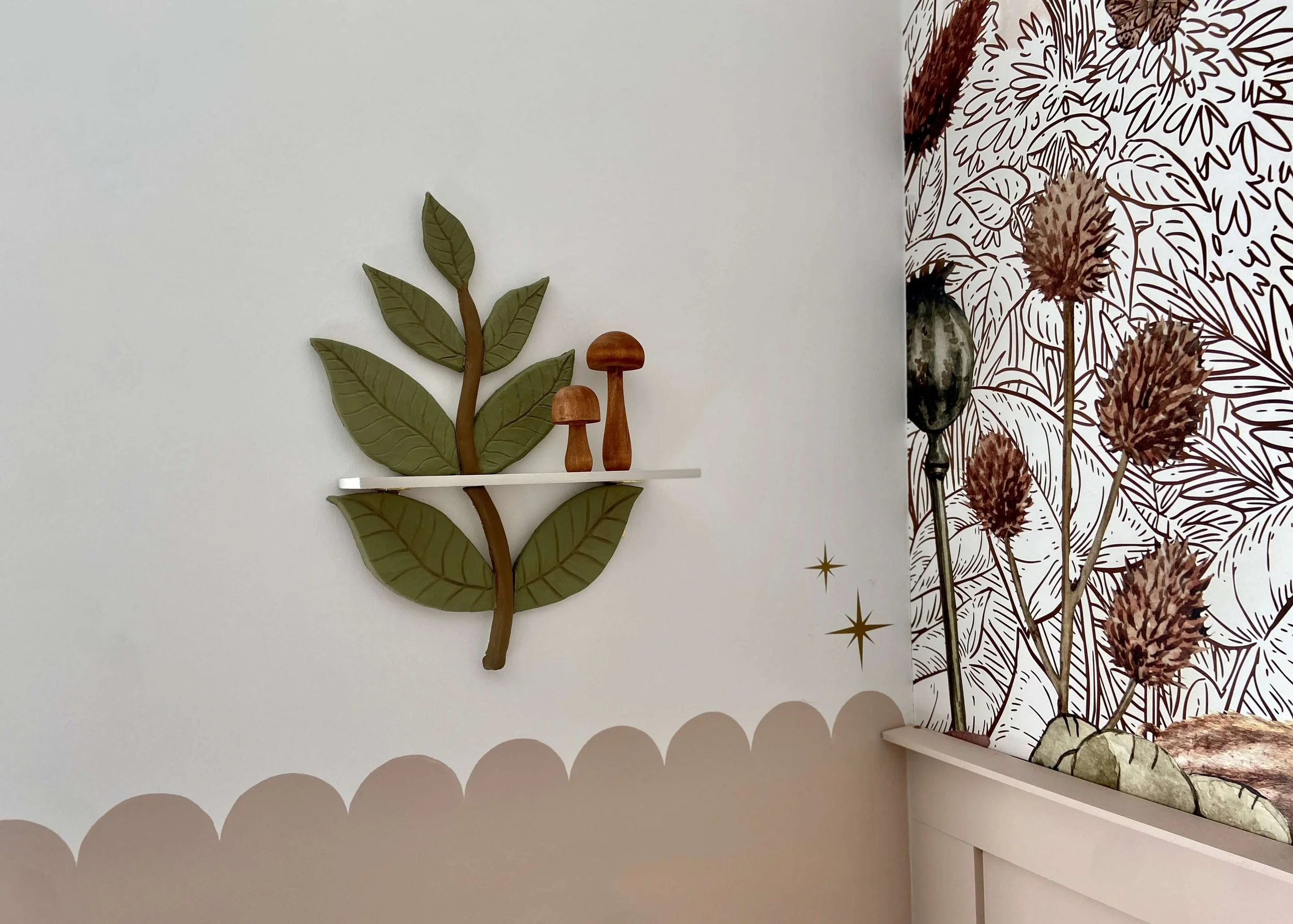 Clay Leaf Shelf