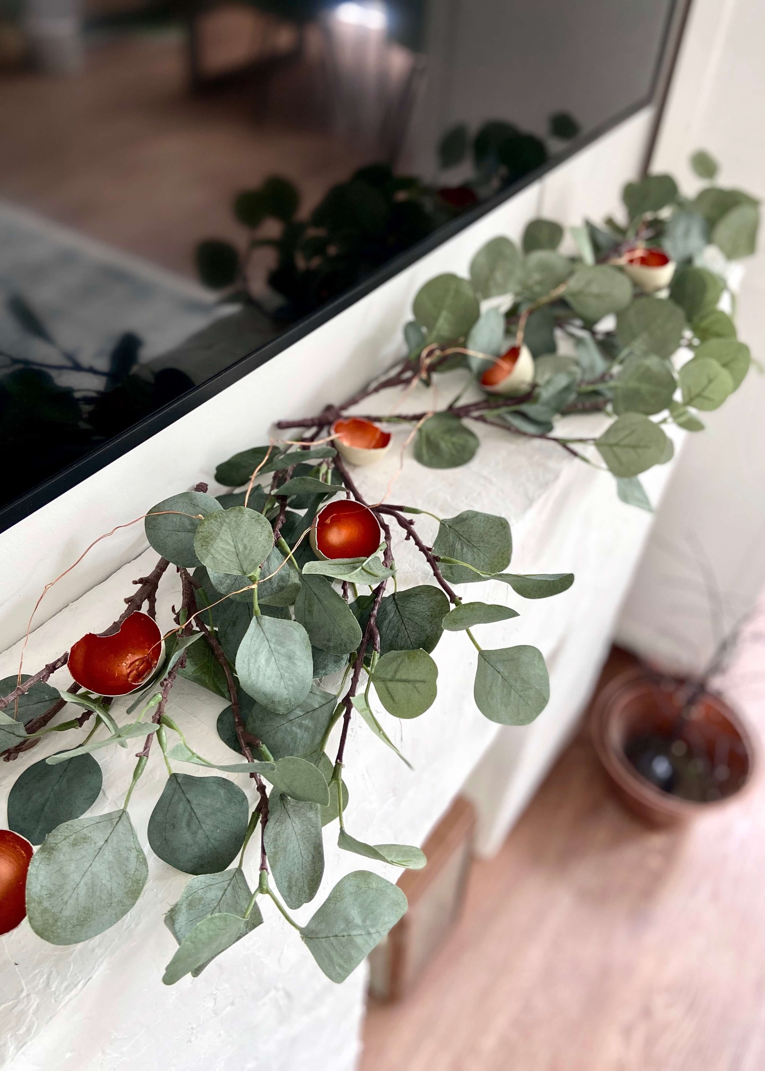 Easter mantle decor by isoscella