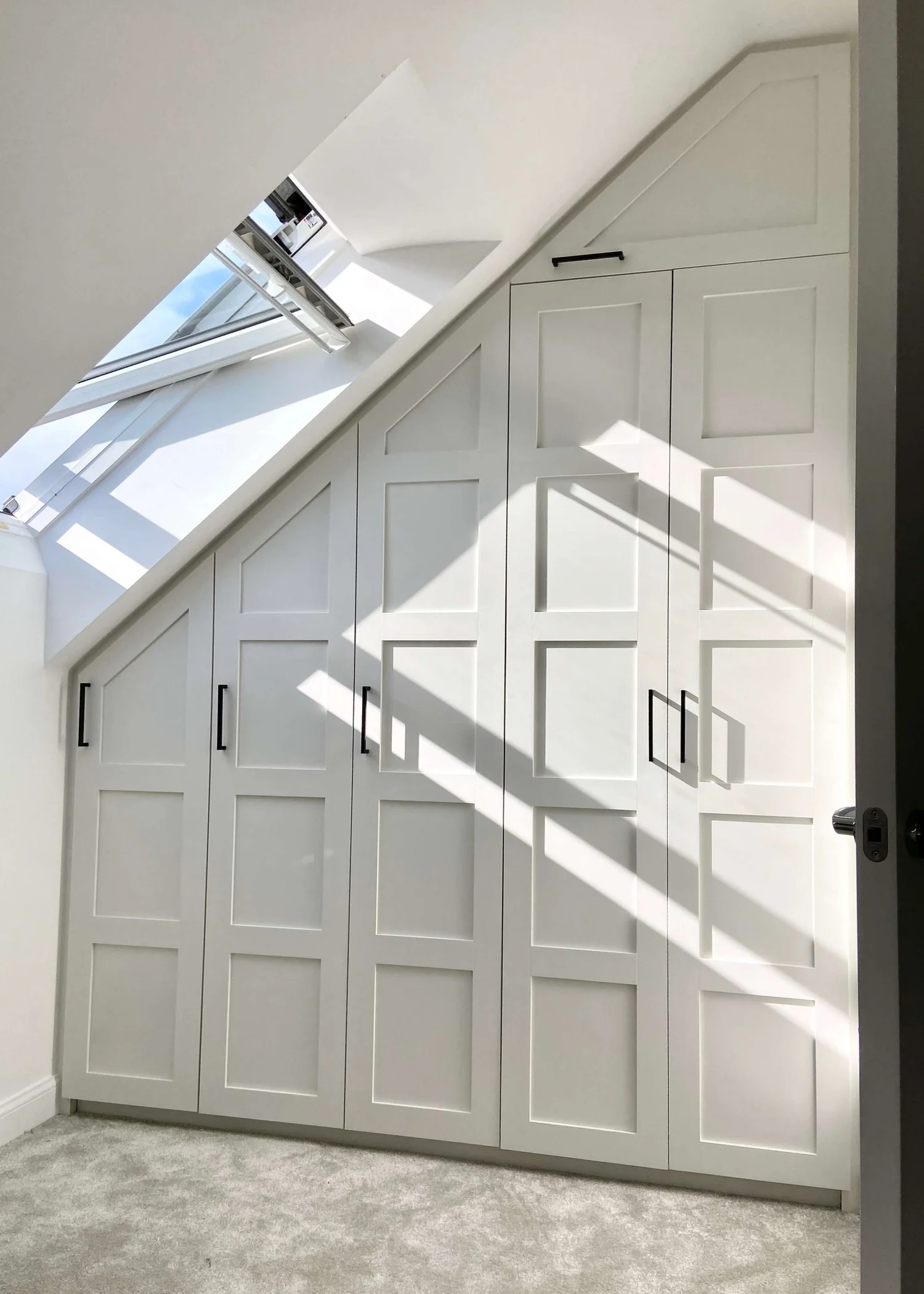 Painting MDF Wardrobes — ISOSCELLA