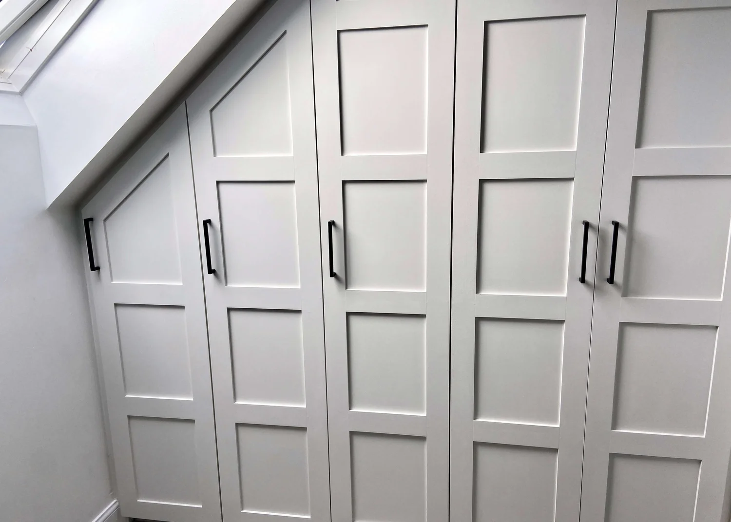 Painting MDF Wardrobes — ISOSCELLA