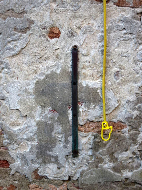 103.jpg