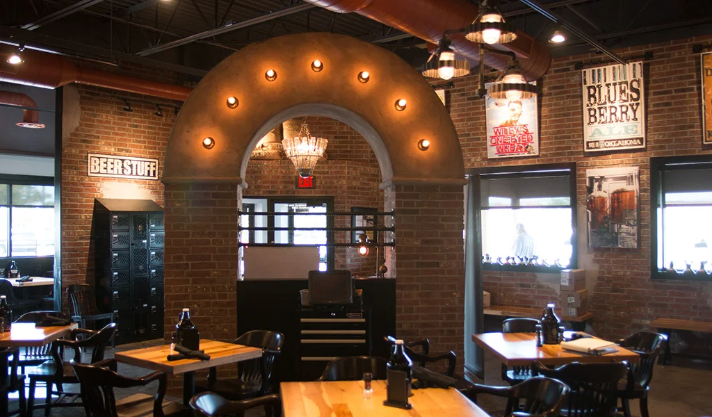 Brick_arch_entry_9132.jpg