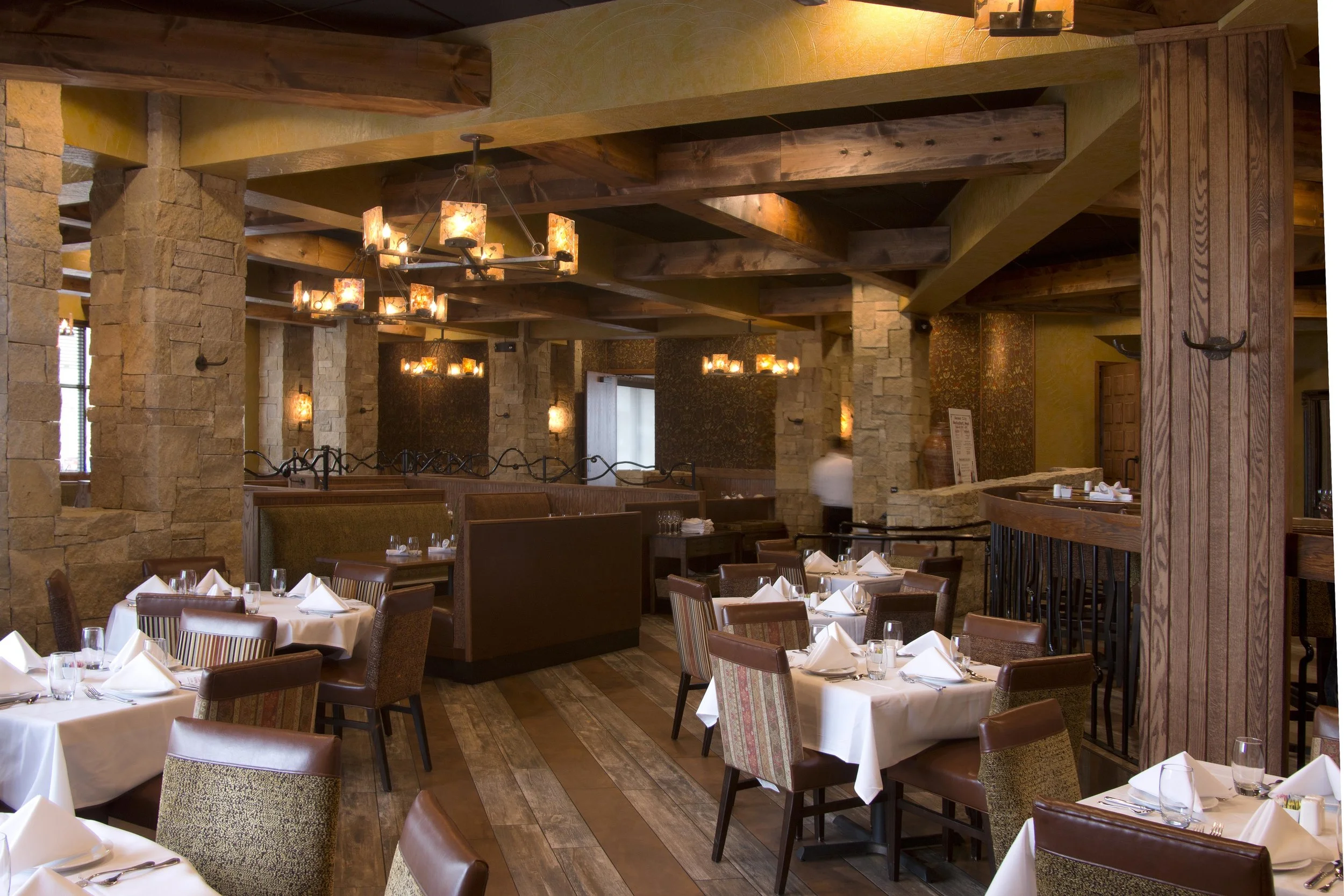 yayas.Dining.area_6115.jpg