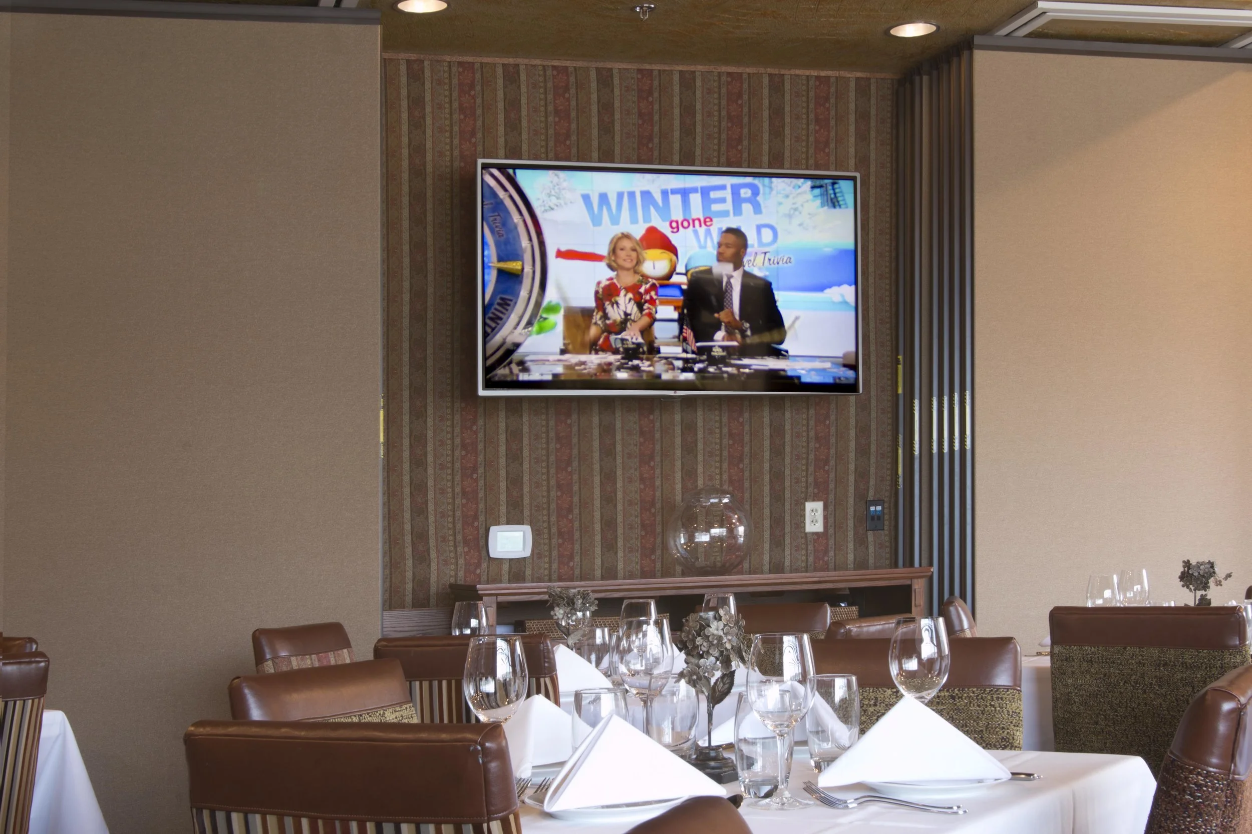 yayyas.Meeting.room.TV_5939.jpg