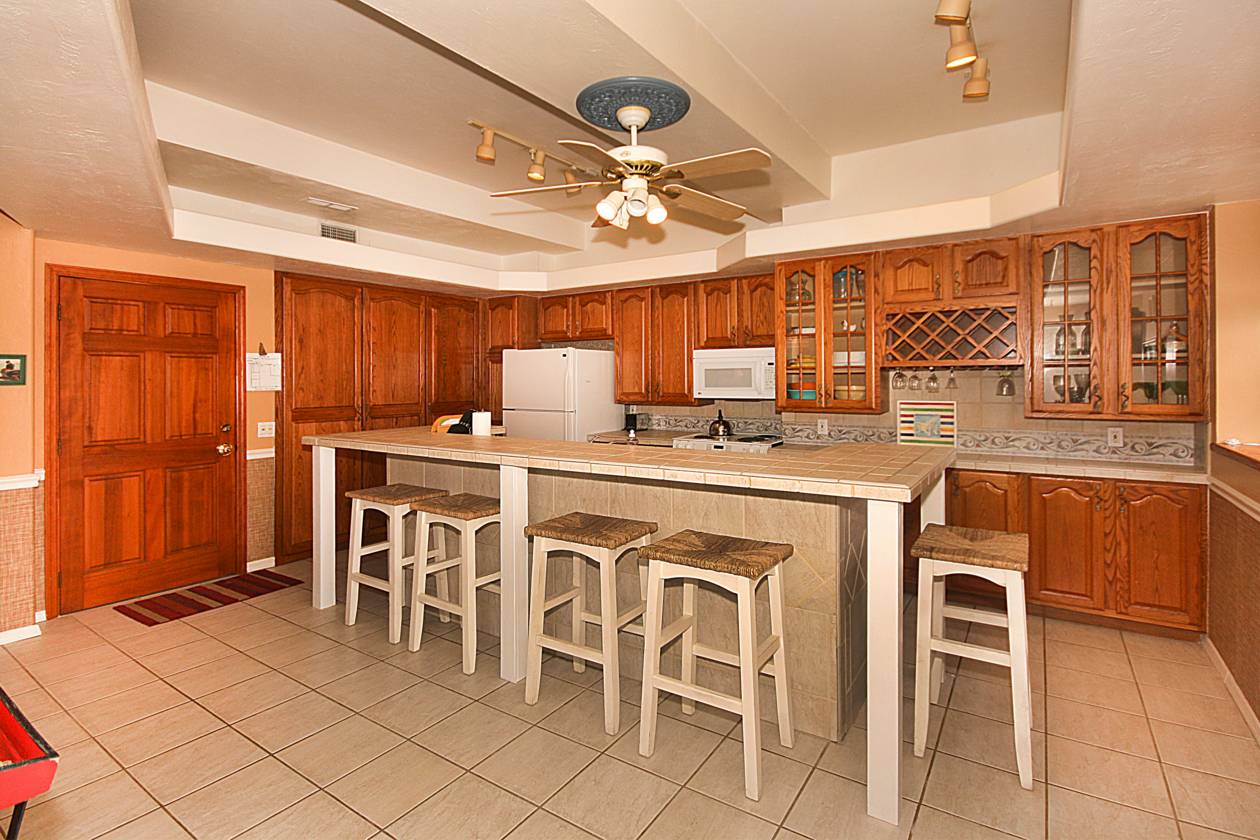 Second Unit Kitchen.jpg