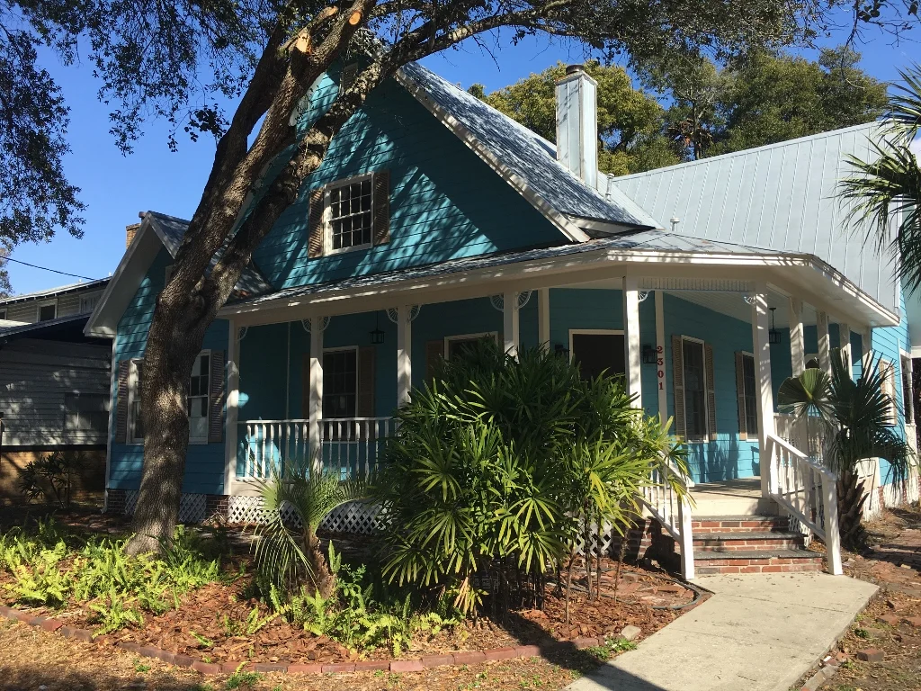 2301 N. Morgan Ave.