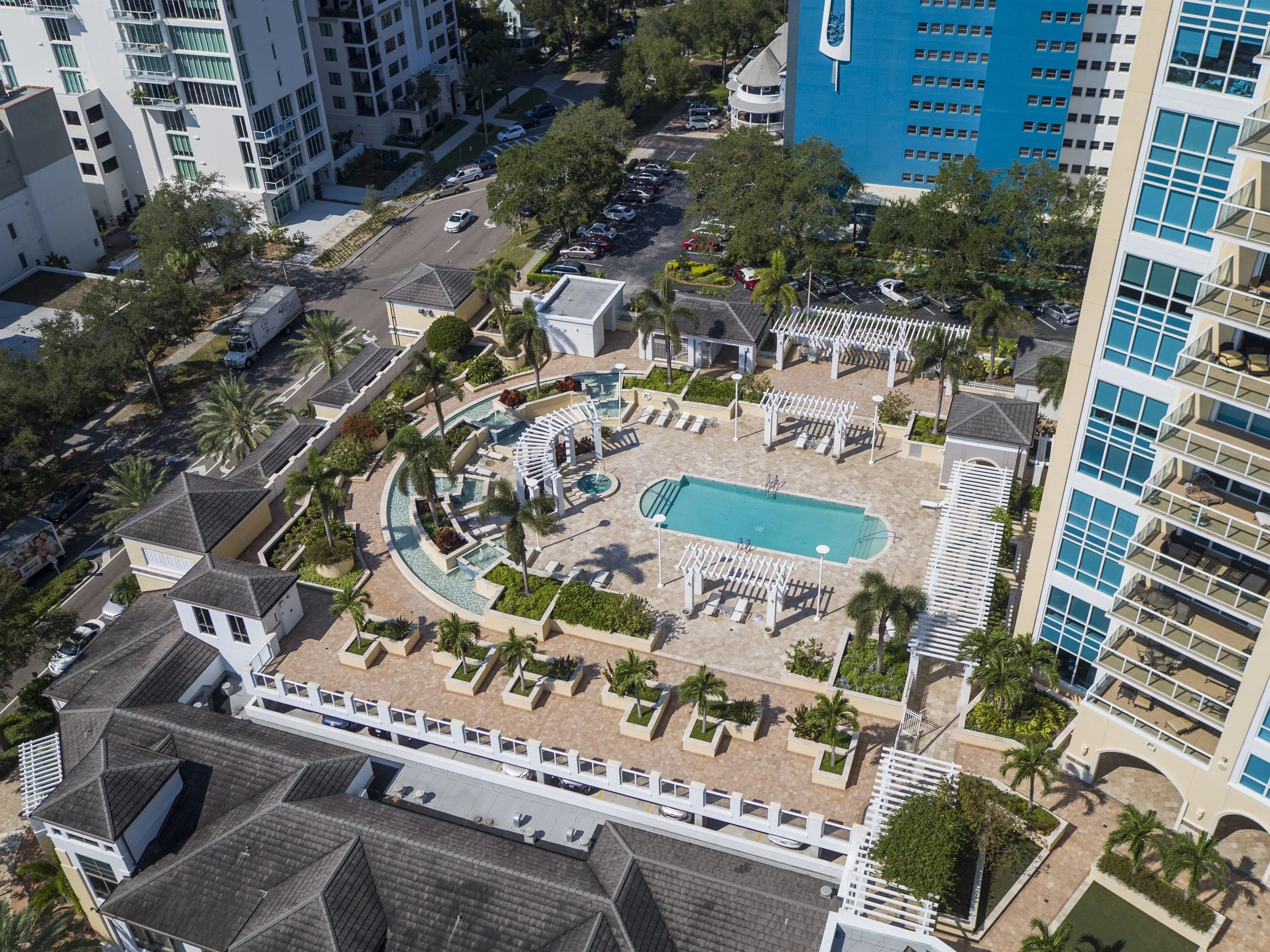 030_Pool -2.jpg