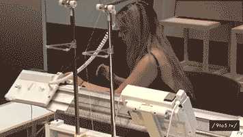 knittingloop2.gif
