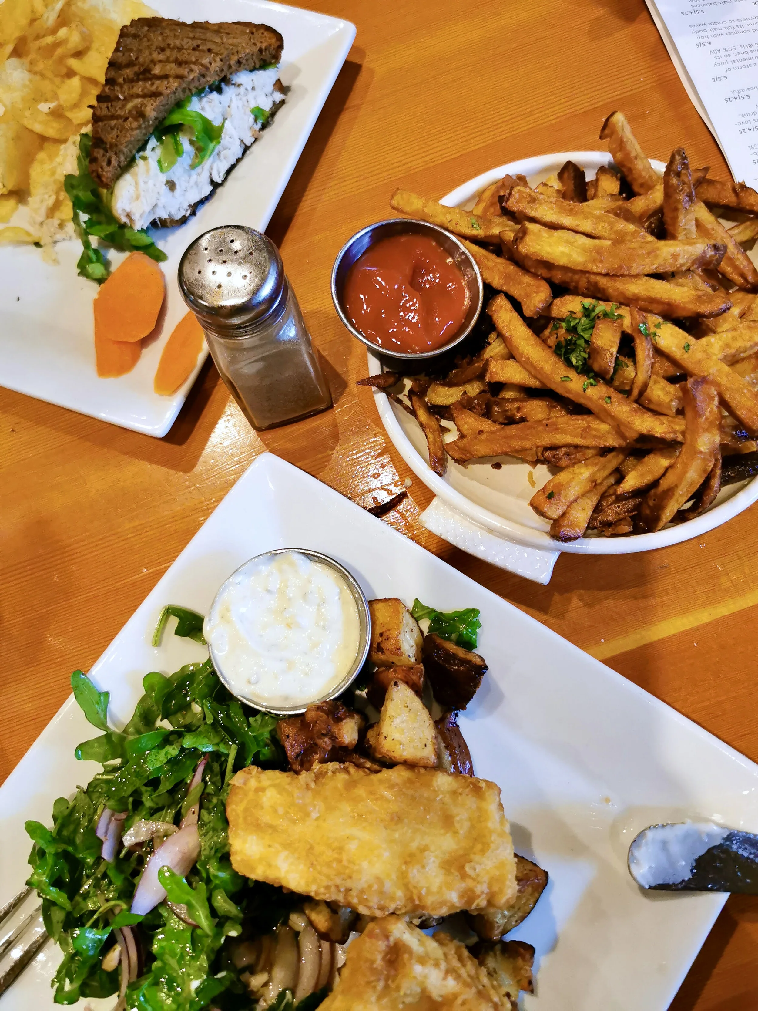 Dinner at 7 Devils Brewing Co in Coos Bay