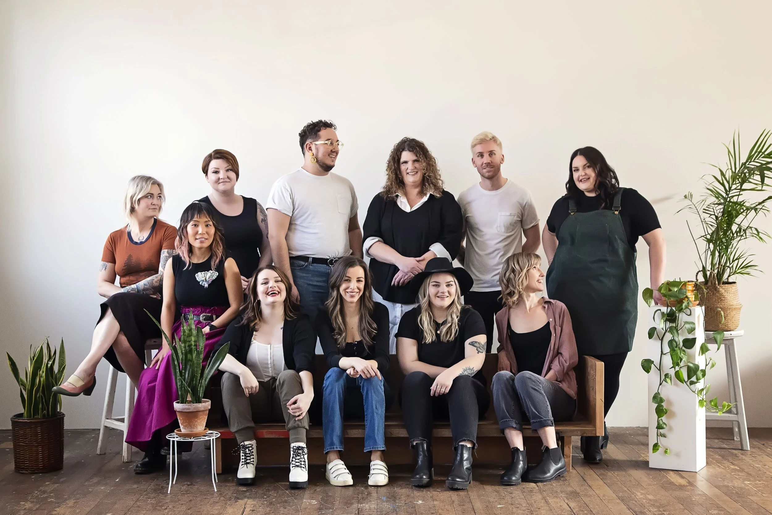 Hairpins Boutique Salon