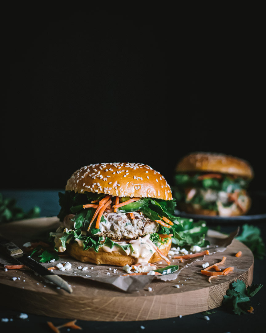 Turkey Burger with Jalapeno Sriracha Mayo, Pickled Carrots &amp; Cilantro on a Brioche Bun