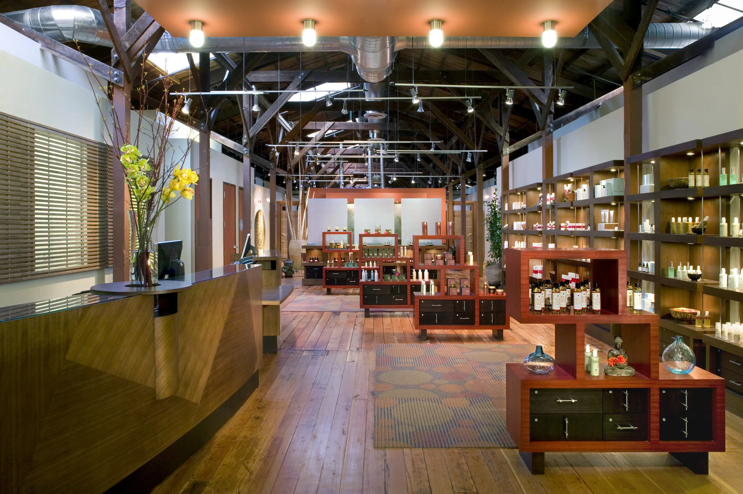 SenSpa Retail area.jpg