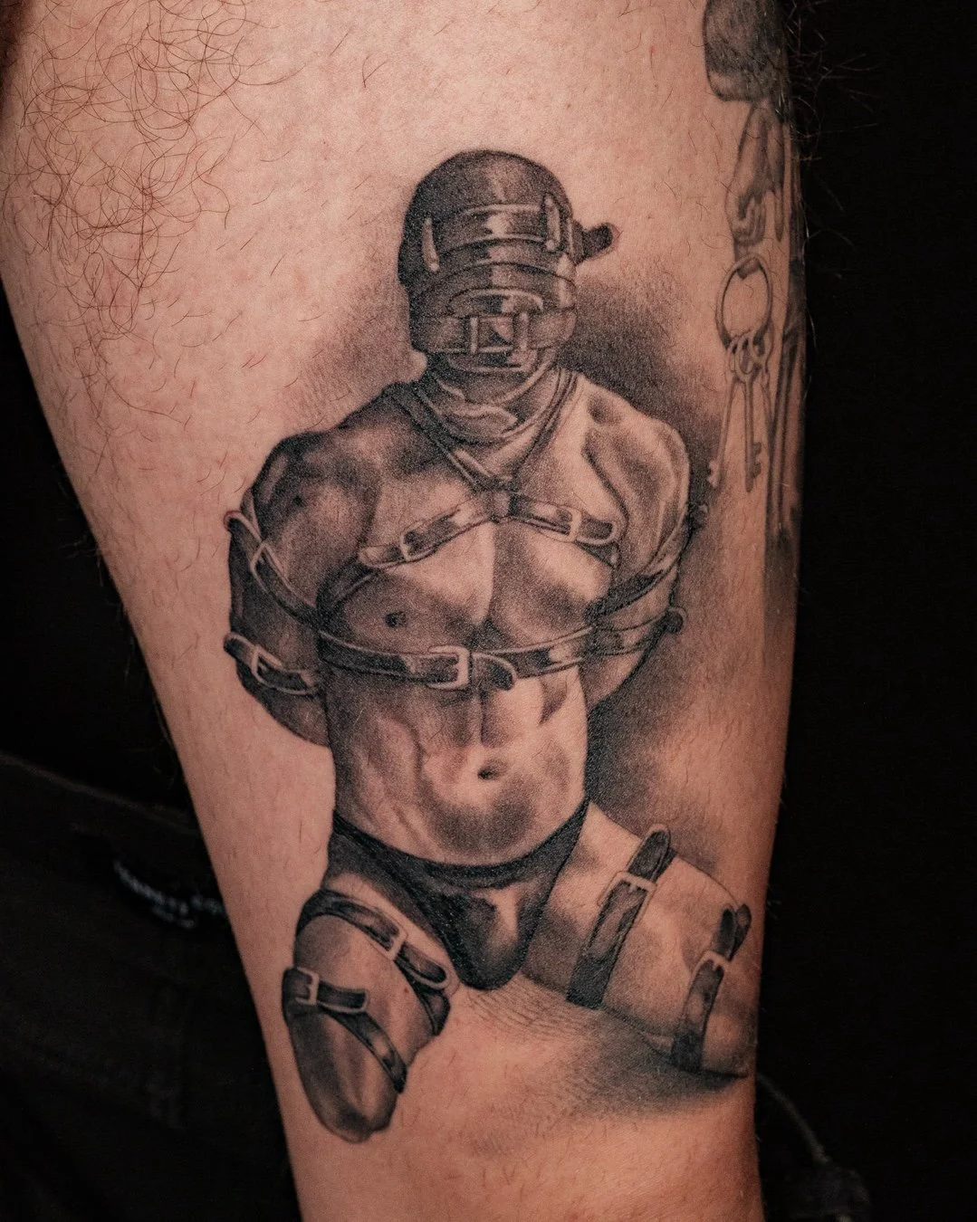 🦇🗡️✨@seriously_malflourished putting some solid work down. Both healed and hairy :)​
​
#leviticus #tattoo