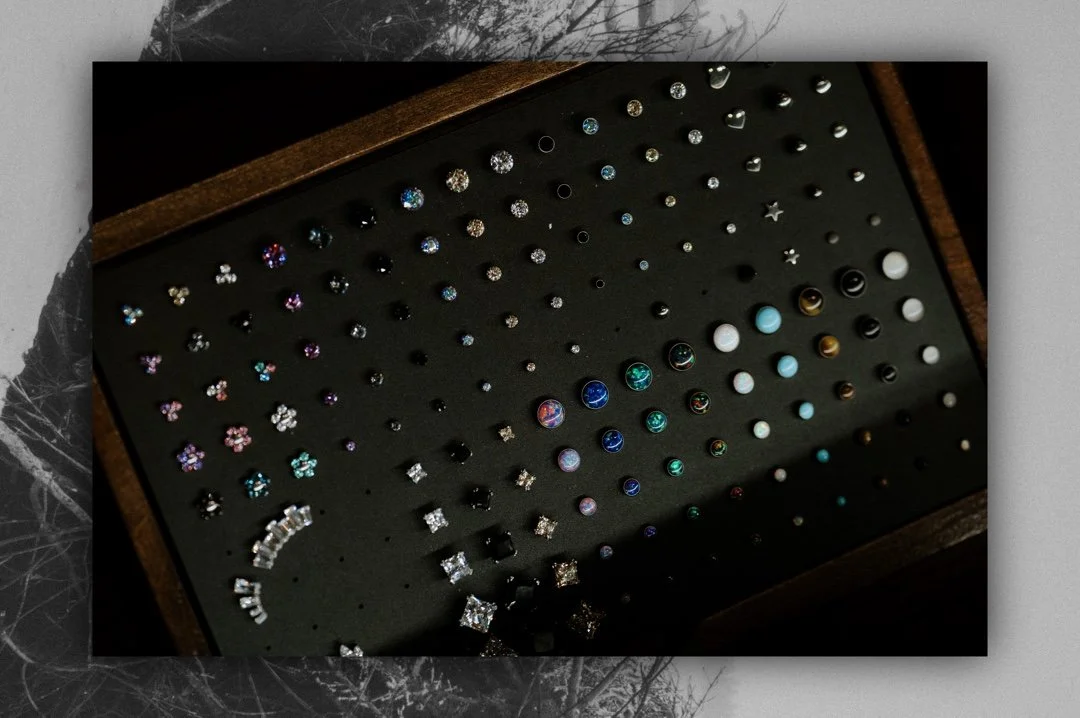 Here&rsquo;s another look at all the other options for titanium threadless ends. Tons of cz gems and opals to choose from. Gems not your jam? We&rsquo;ve got titanium discs and shapes for that too 😎💎✨​
​
#leviticus #piercing