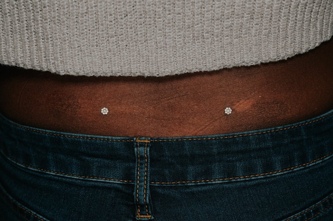 ✨💎🖤Healed back dermals by @raechelle.gabrielle 🖤💎✨​
Thanks domxvv​
​
#leviticus #piercing