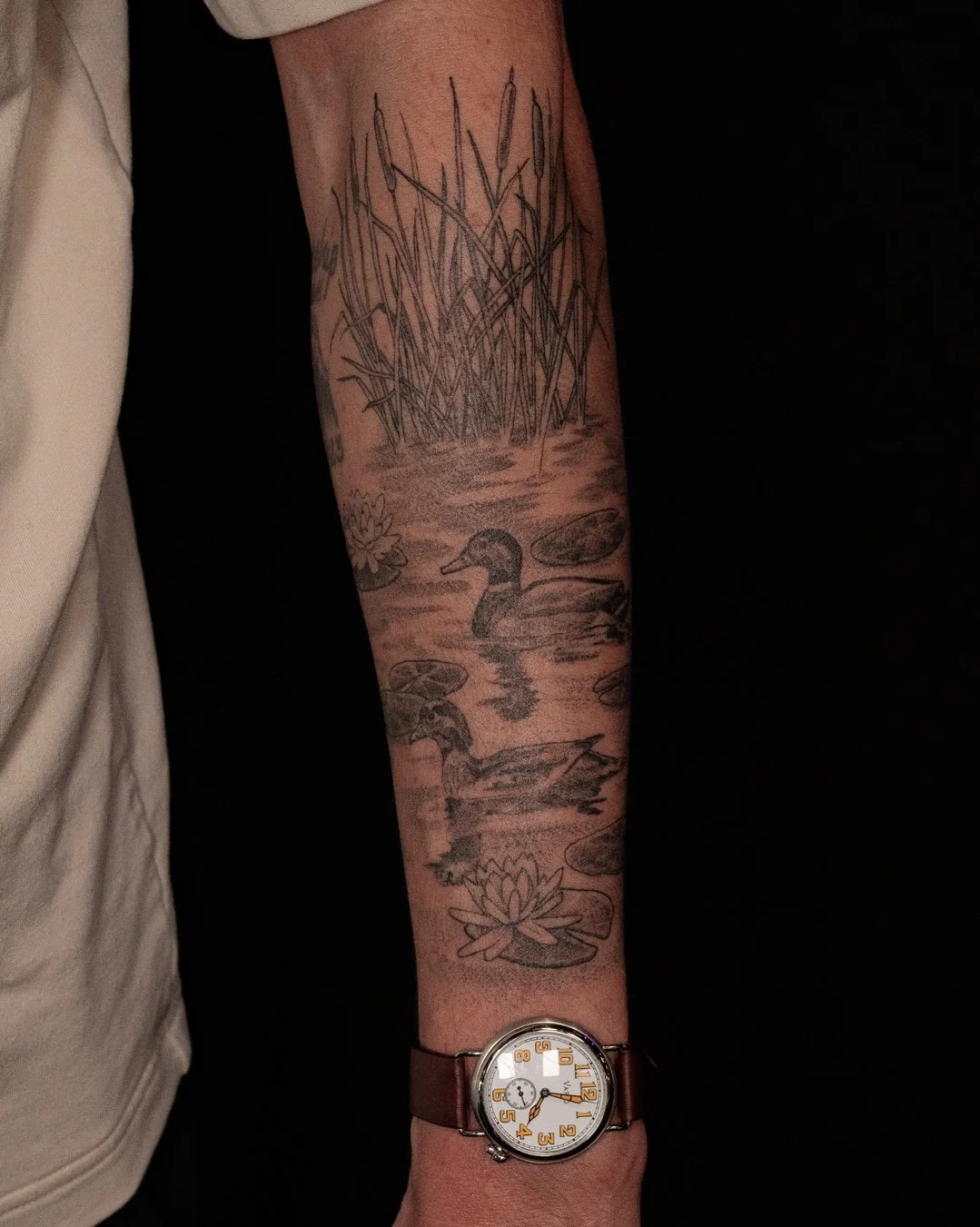 🦅🦅Ducks are always in season over here. Our friend @connorgpayne came in for photos and brought a sweet wetland scene, done by @seemoretattoos. Thanks Connor :)​
​
#leviticus #tattoo