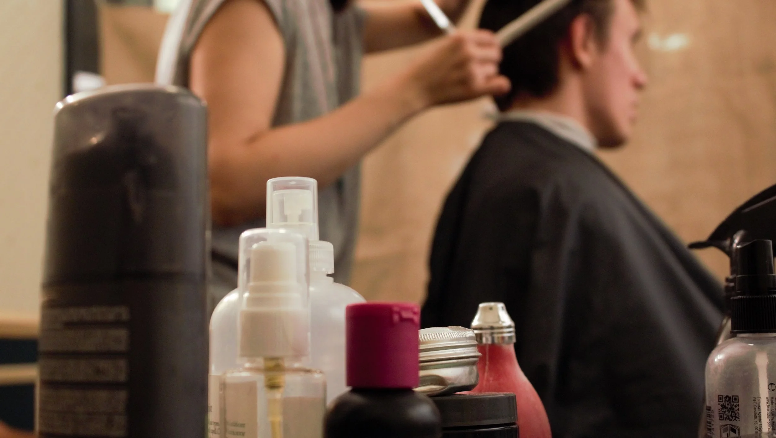 Haircut at the pop-up