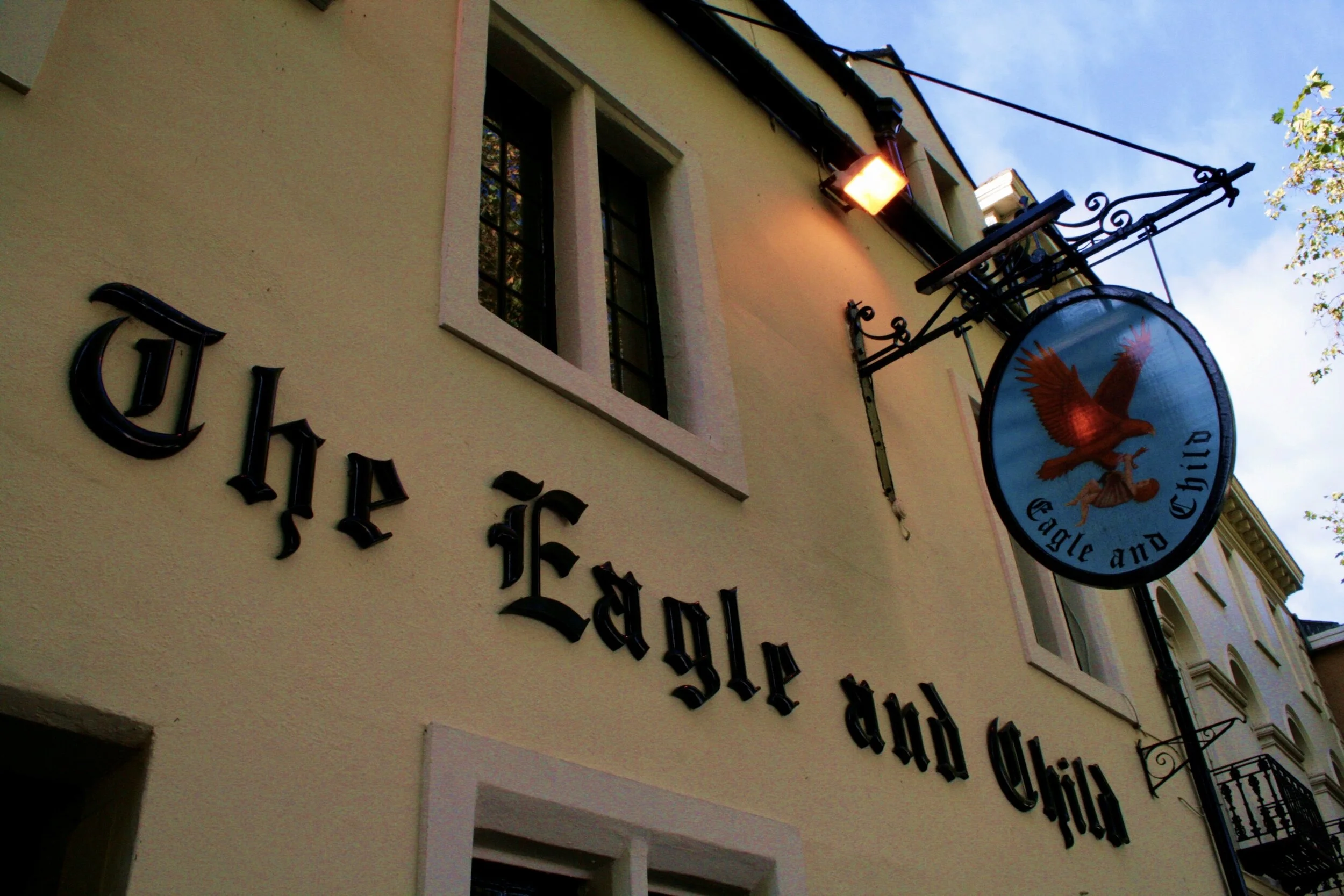 Tolkien Tuesday: Writing A Story Your Reader Escapes To
