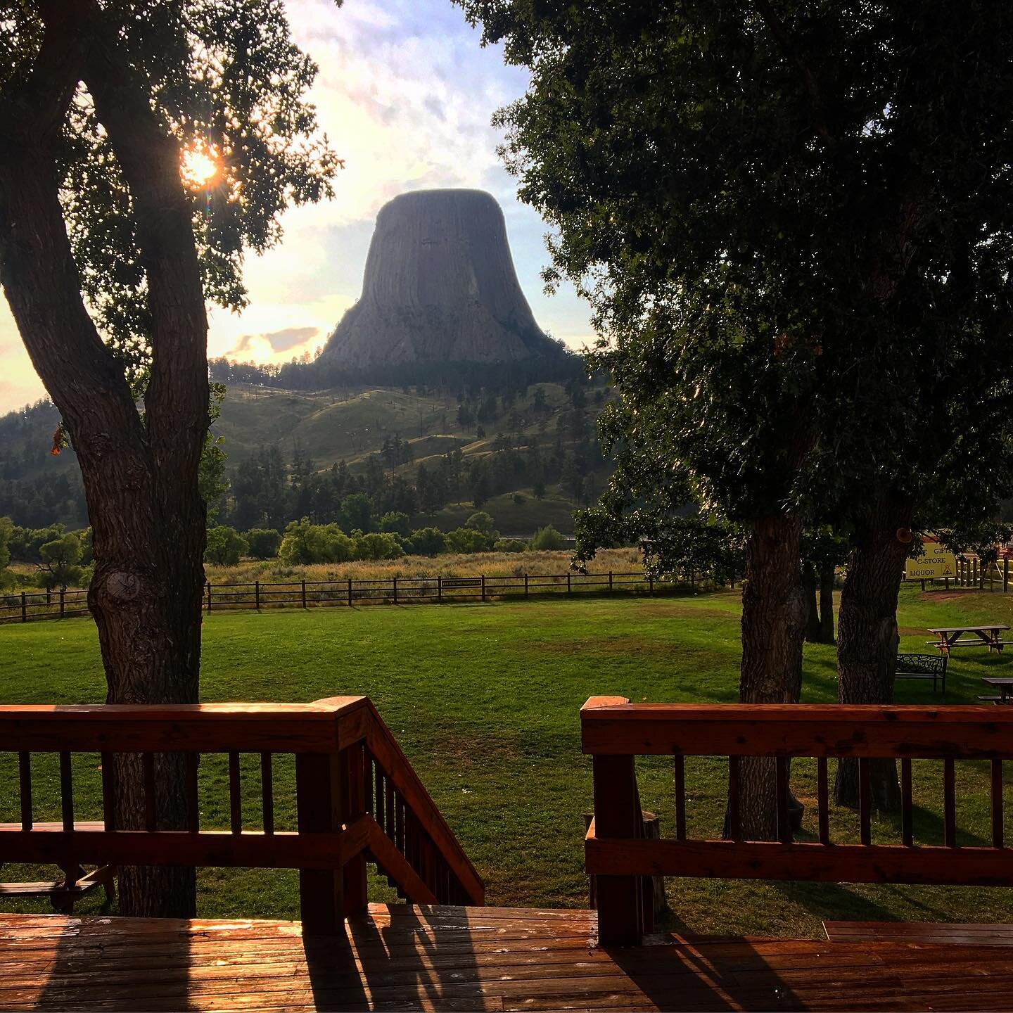 Last night was pure relaxation!  Eating maple ice cream + watching the sun set at #devilstower ✨
.
.
.
.
#wyoming #sunset #airstreamlife #rvnewbies #nature #getoutside #adventurelife #beauty #exploreamerica #blackhills #nationalparks #travel #devilst