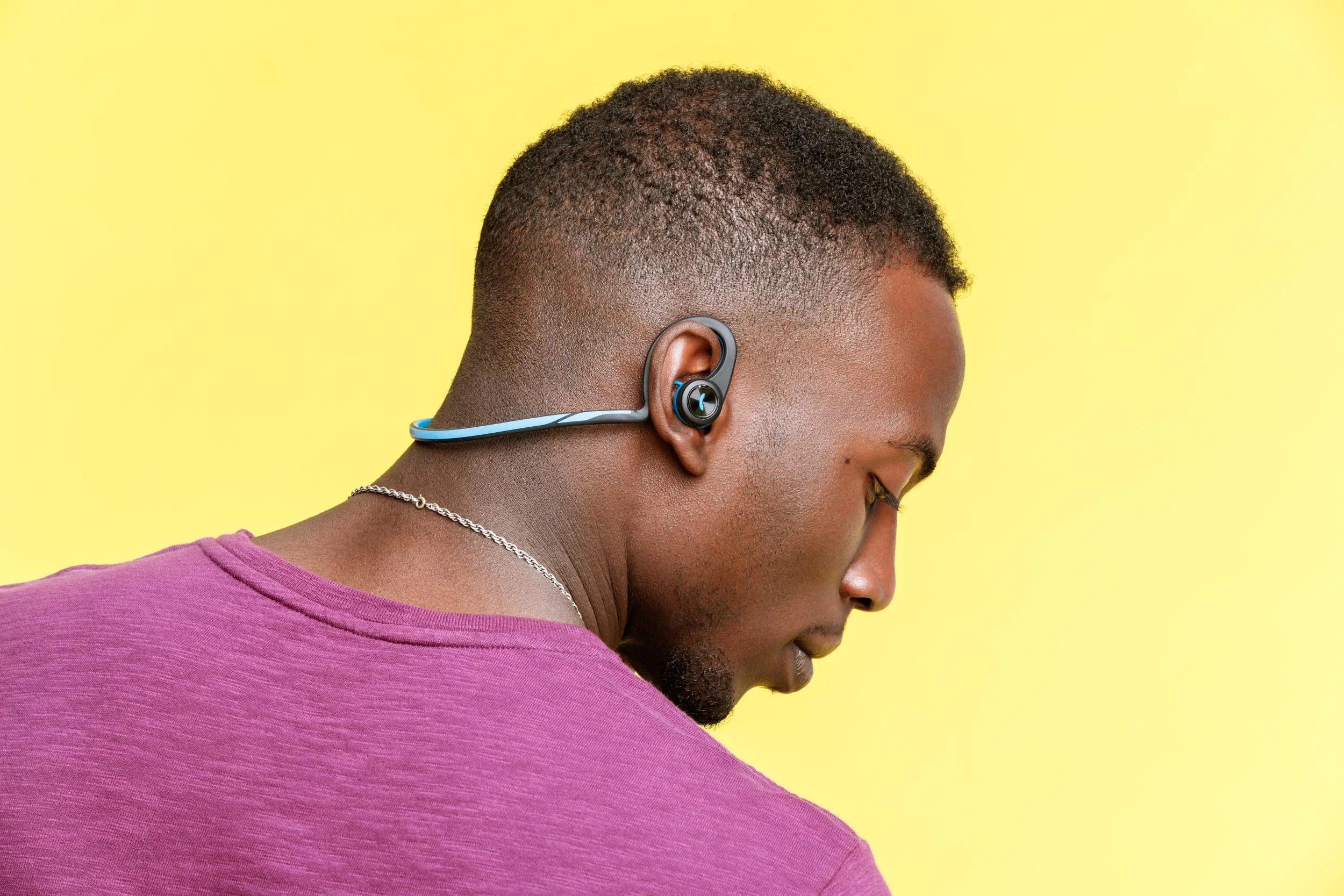 092916_MO_Ebay_Headphones_Plantronics_0057-V02.jpg