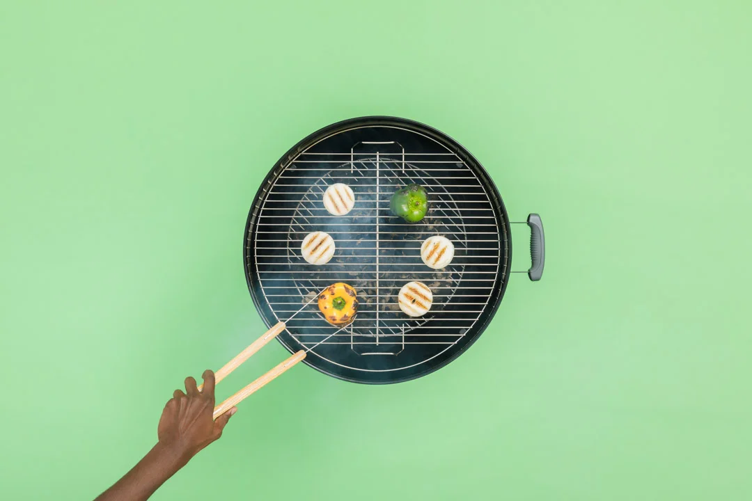 0213_SPRNG_OutdoorSpaces_Grill_2521-V02.jpg