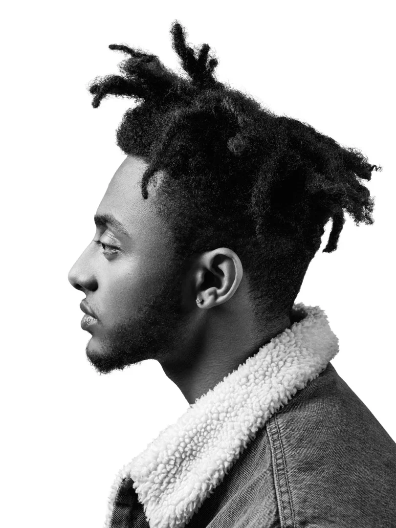Amine0411-V03BW.jpg